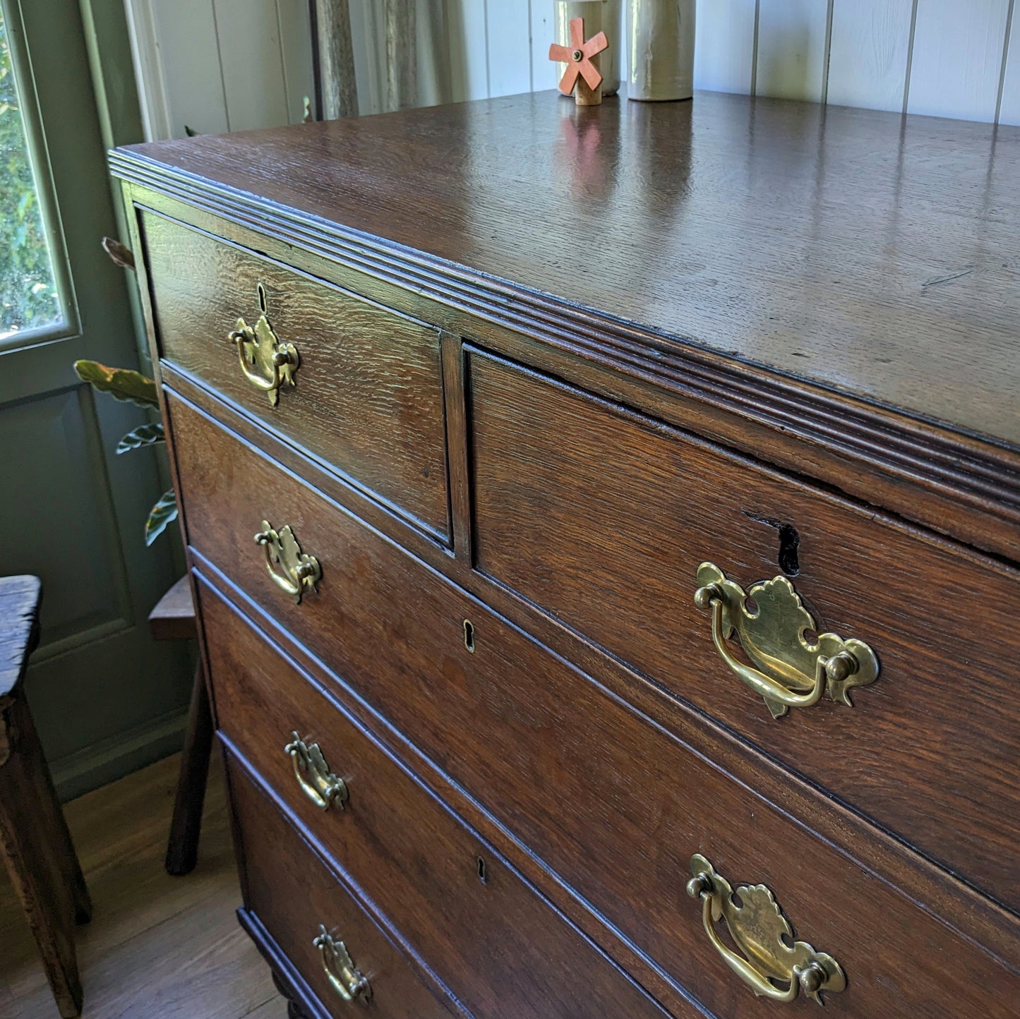 Georgian Oak Chest of Drawers