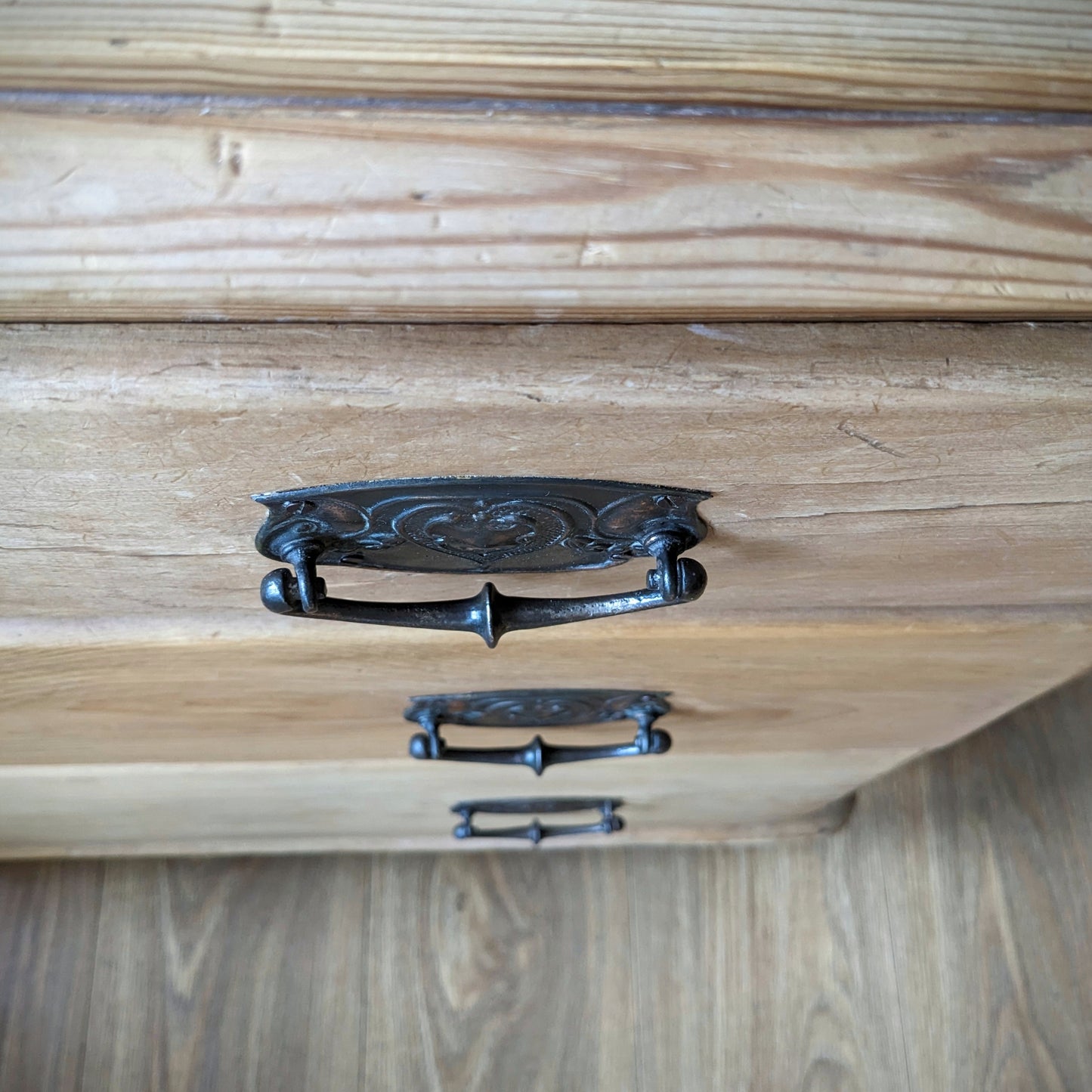 Victorian Pine Chest of Drawers