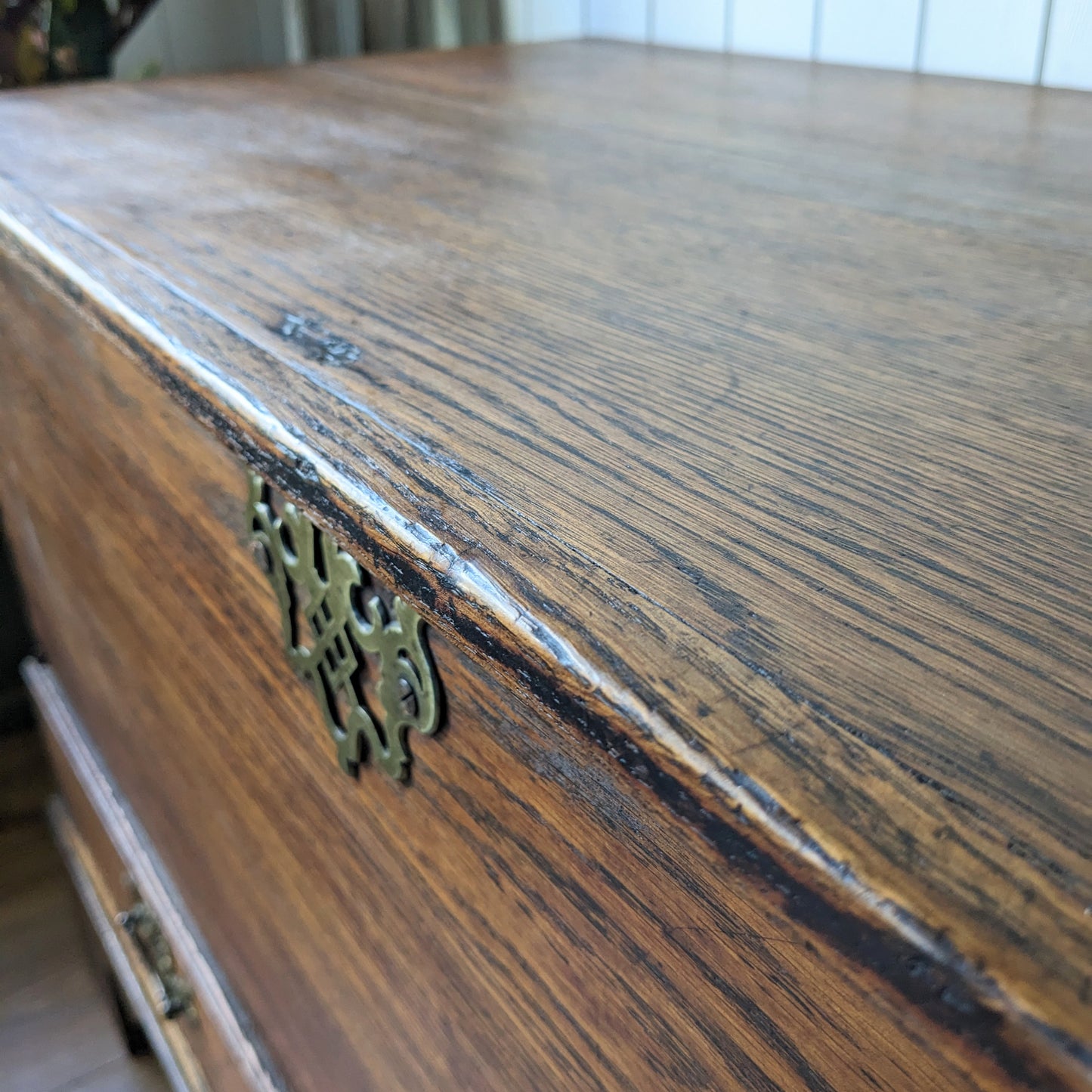 Georgian Oak Mule Chest