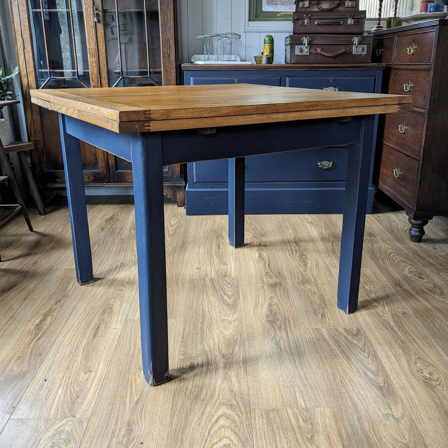 Vintage Draw Leaf Table
