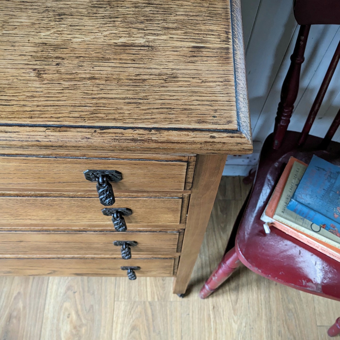 Vintage Oak Chest of Drawers