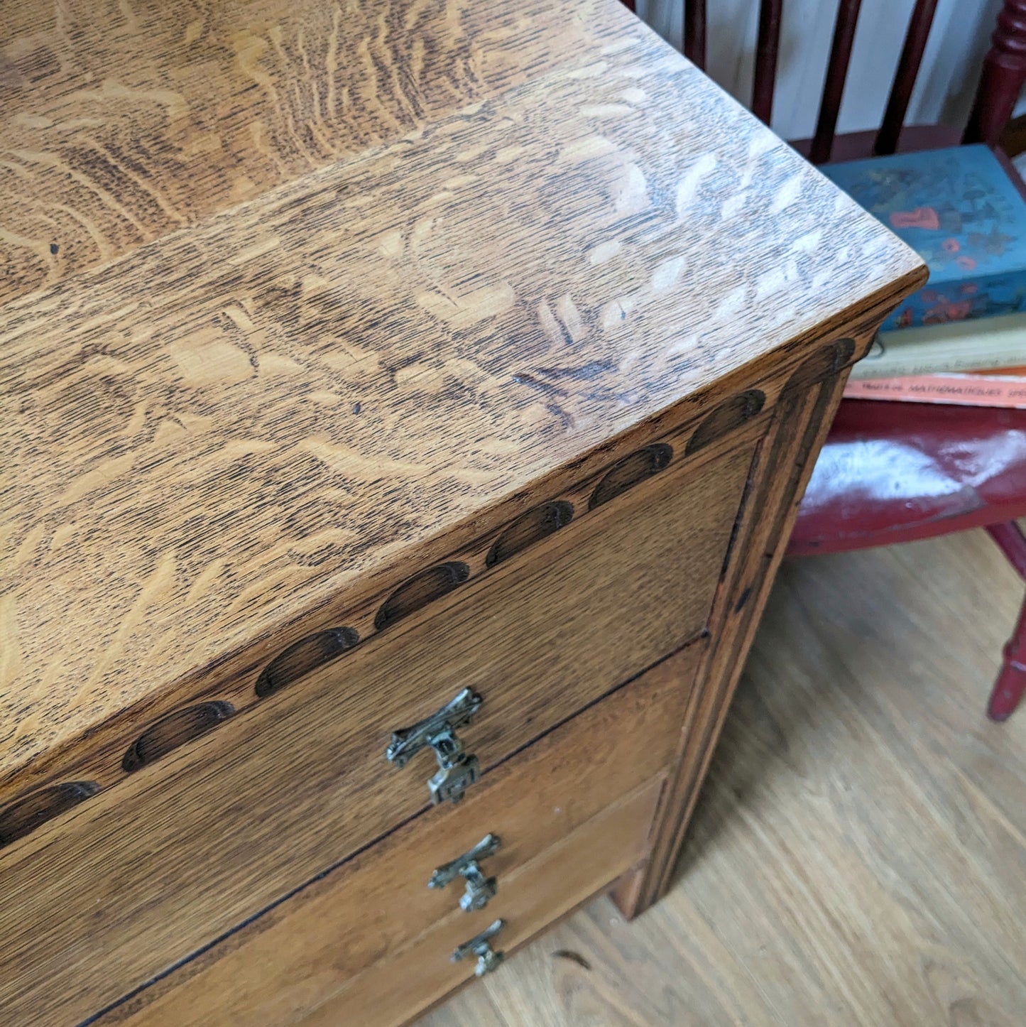 Small Vintage Oak Chest of Drawers