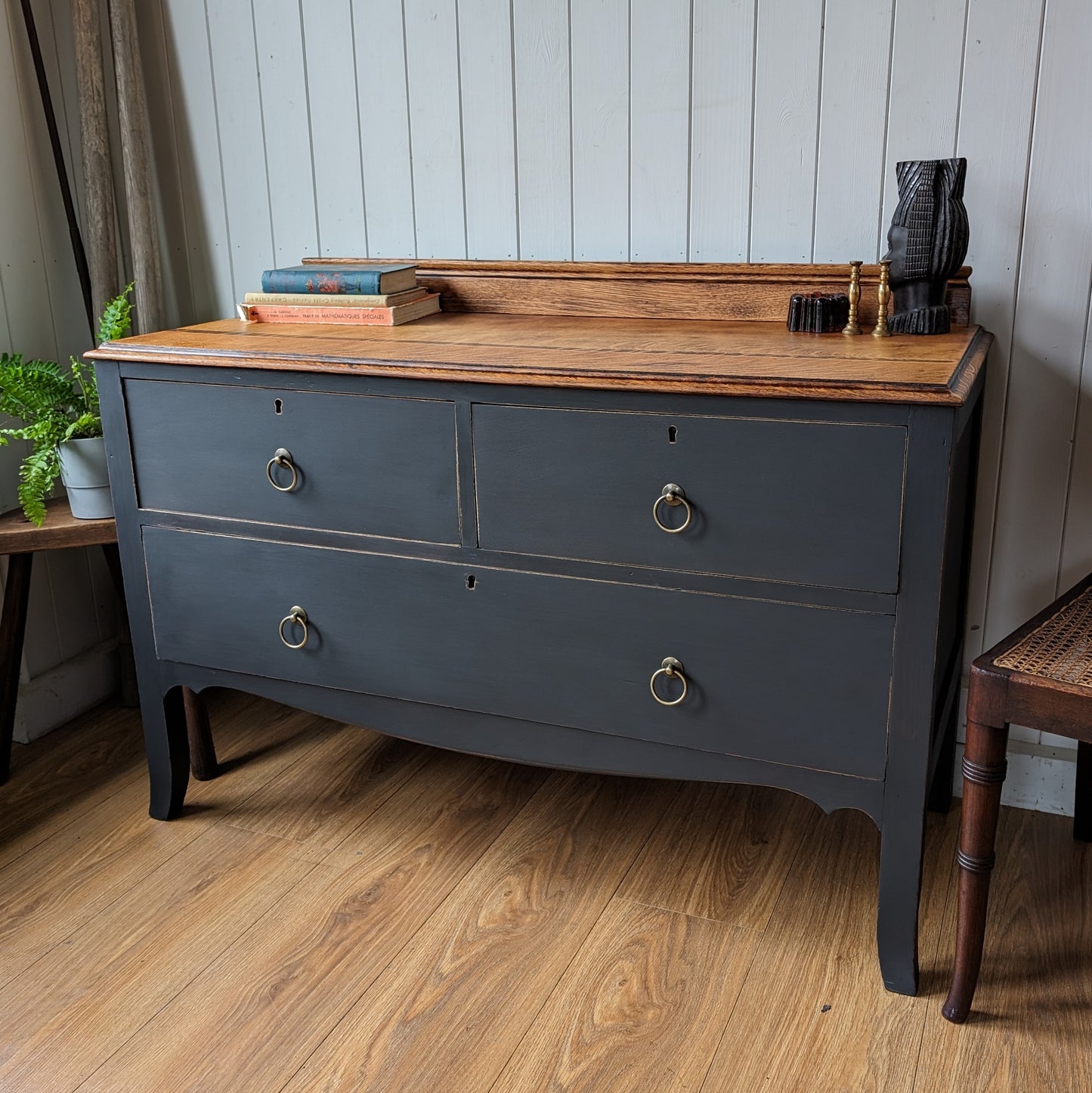 Vintage Oak Chest of Drawers