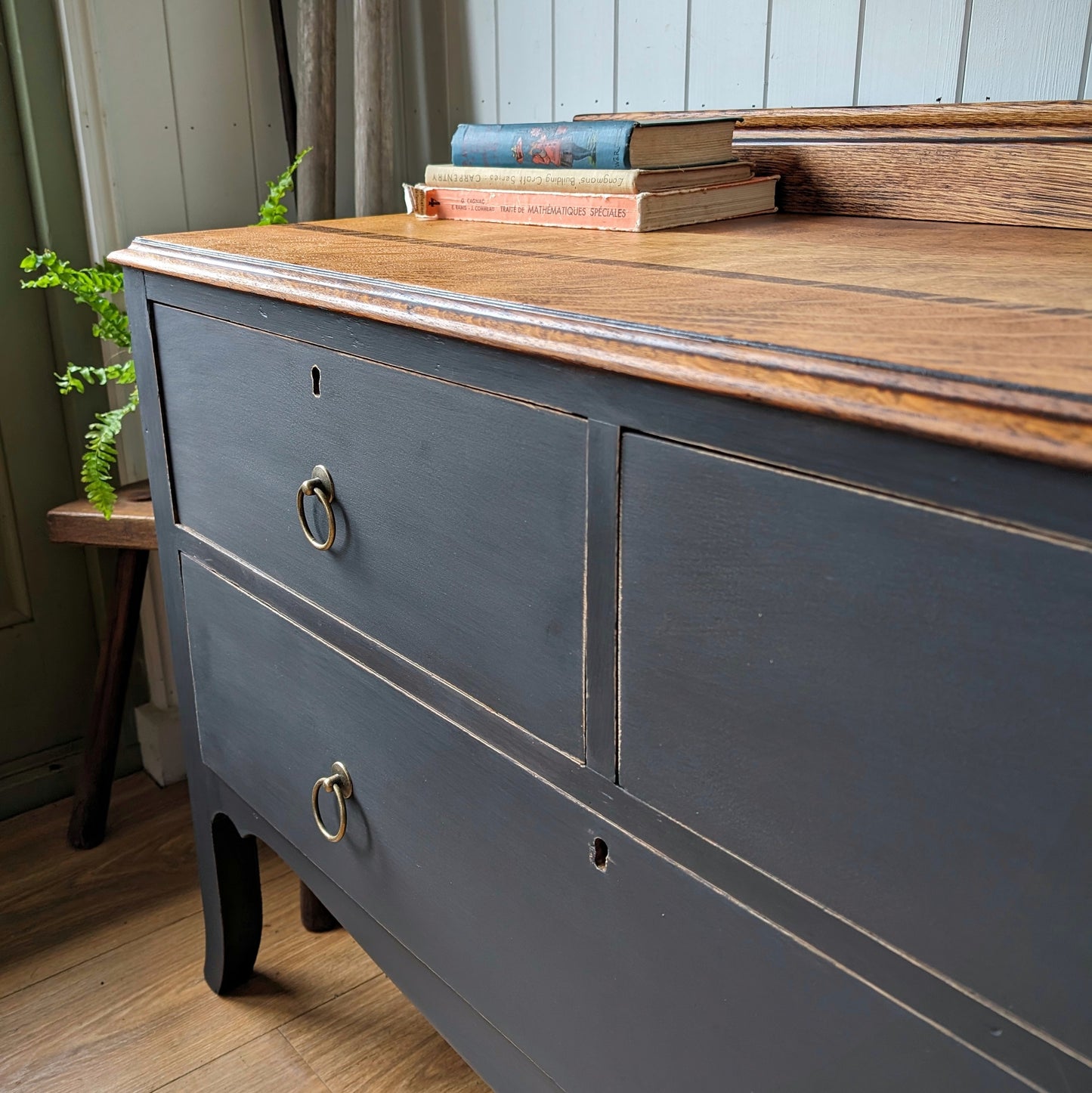 Vintage Oak Chest of Drawers