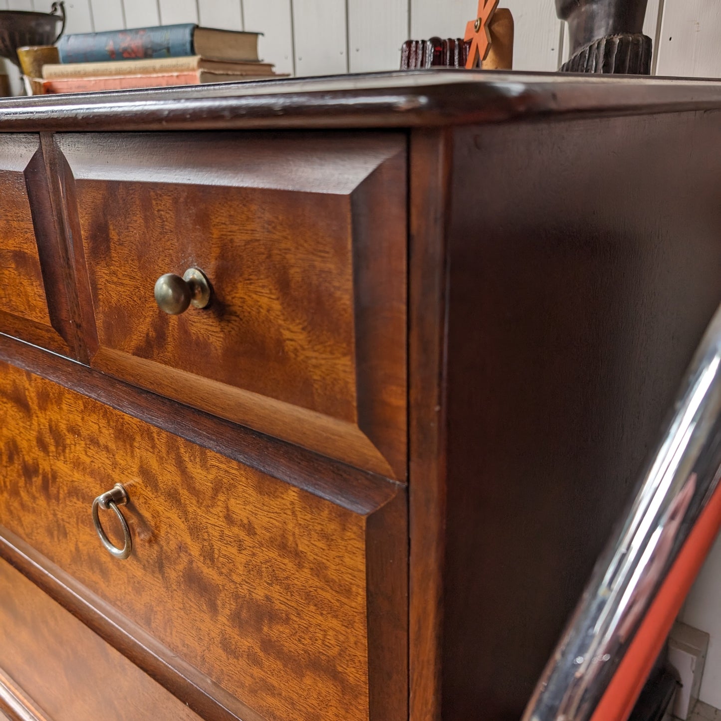 Stag Minstrel Chest of Drawers