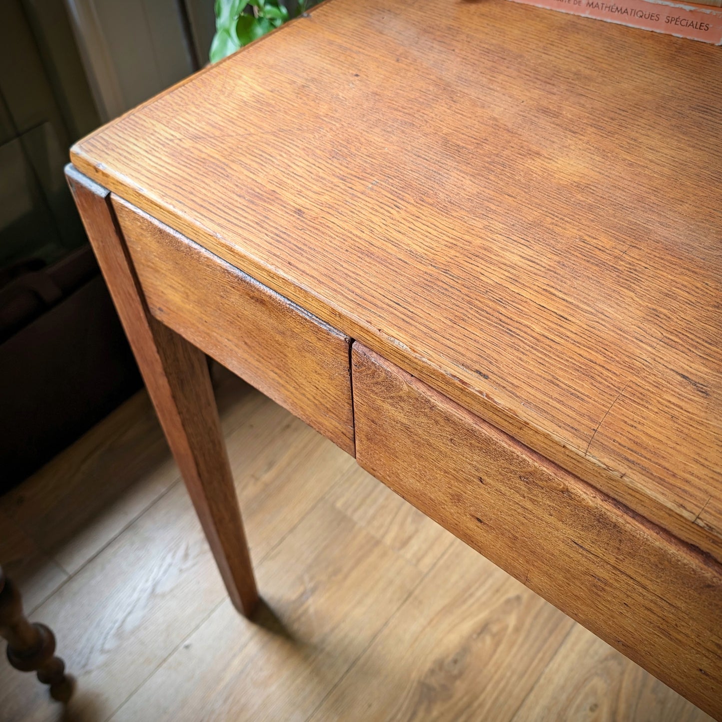 Vintage Air Ministry Desk