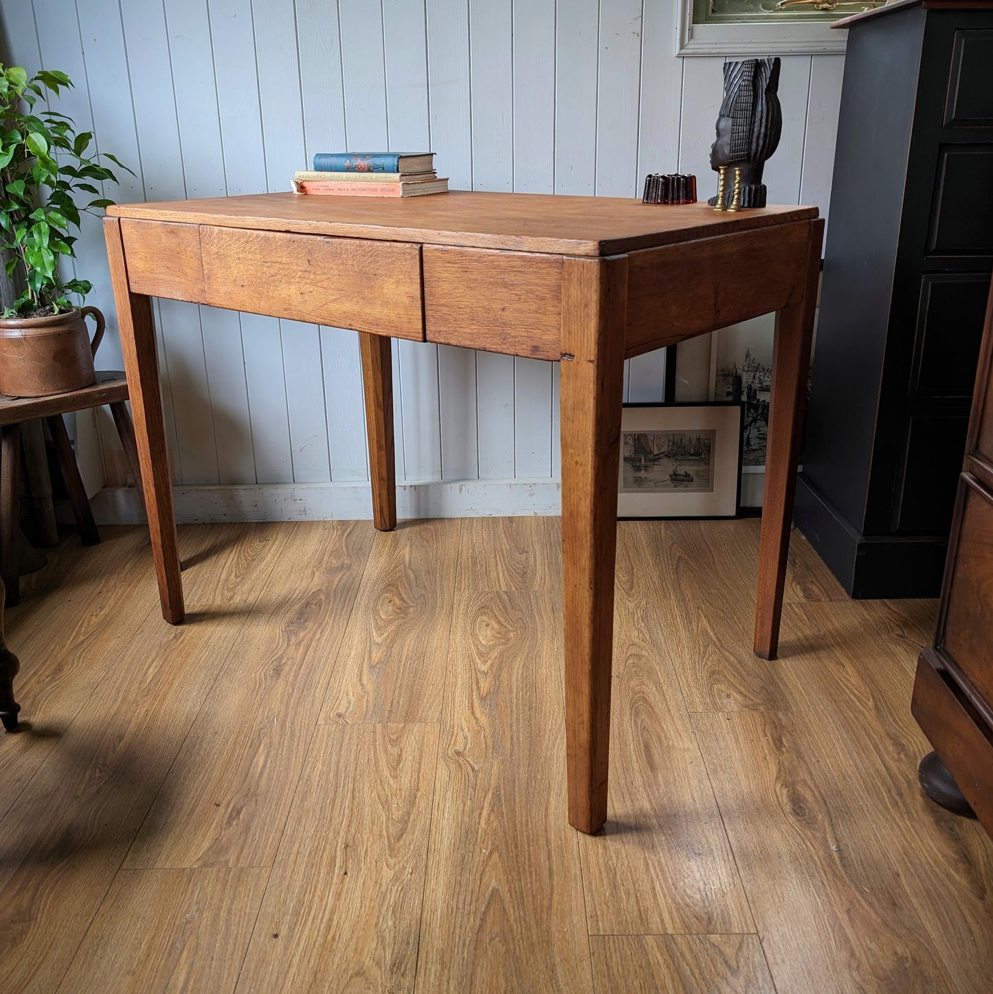 Vintage Air Ministry Desk