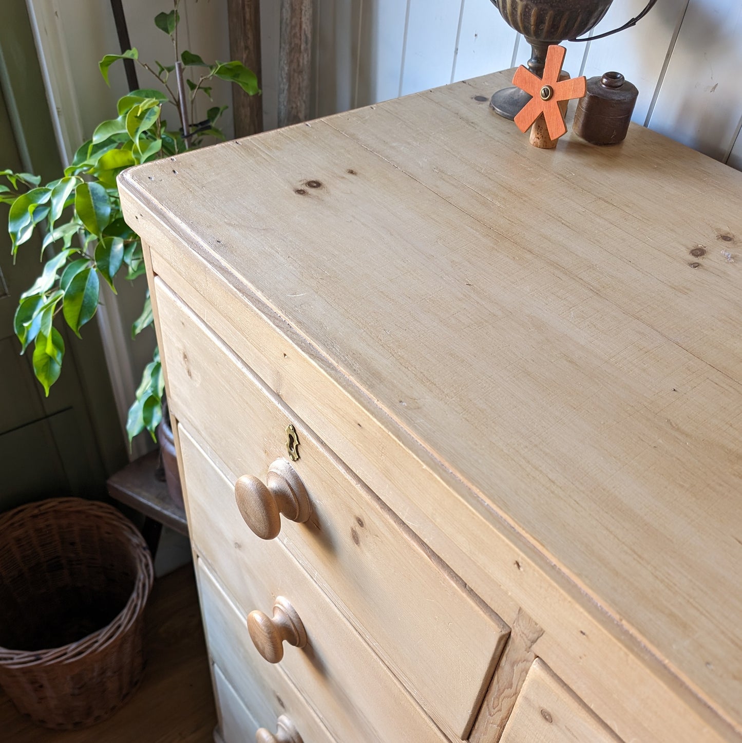 Victorian Pine Chest of Drawers
