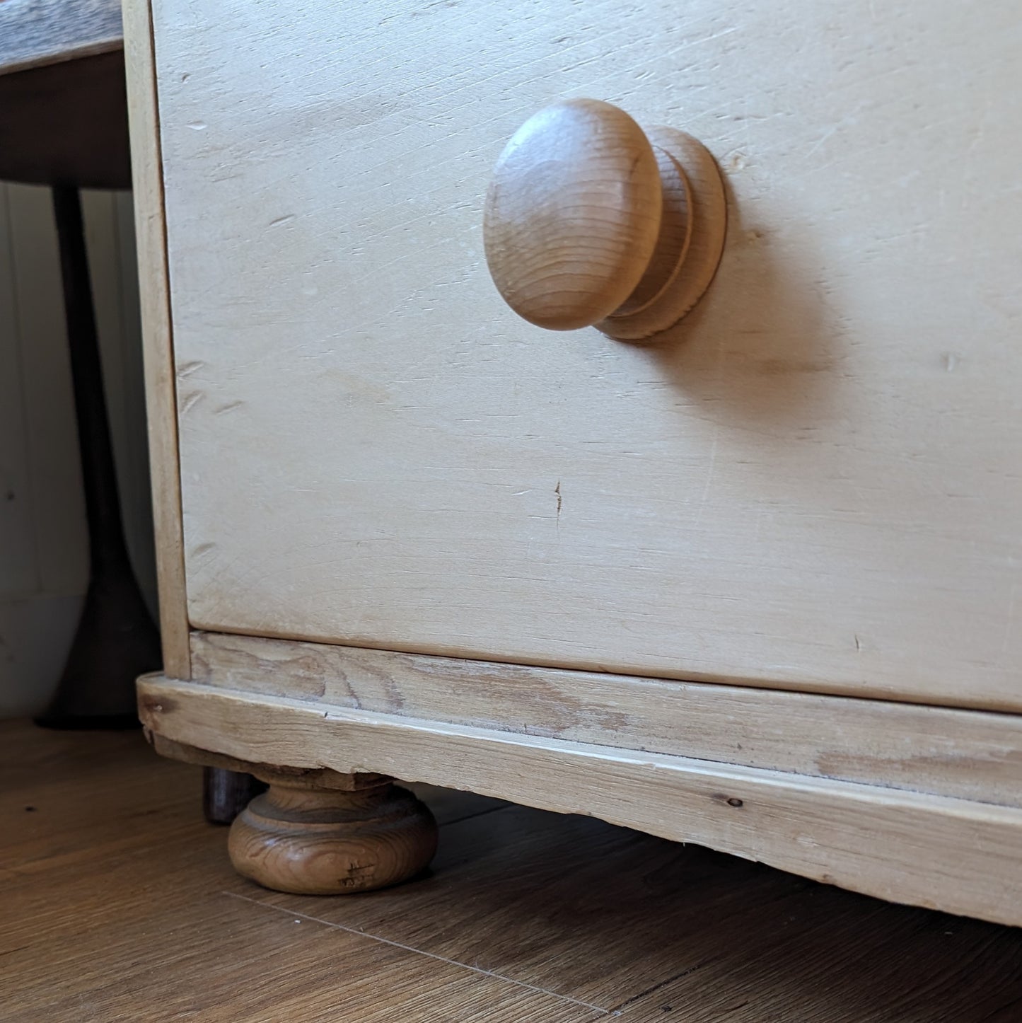 Victorian Pine Chest of Drawers