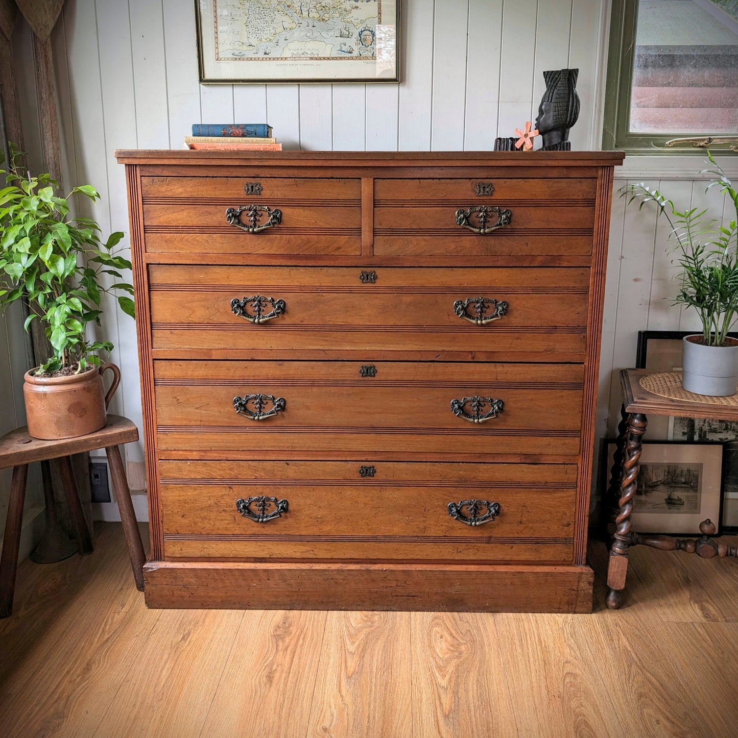 Antique Chest of Drawers