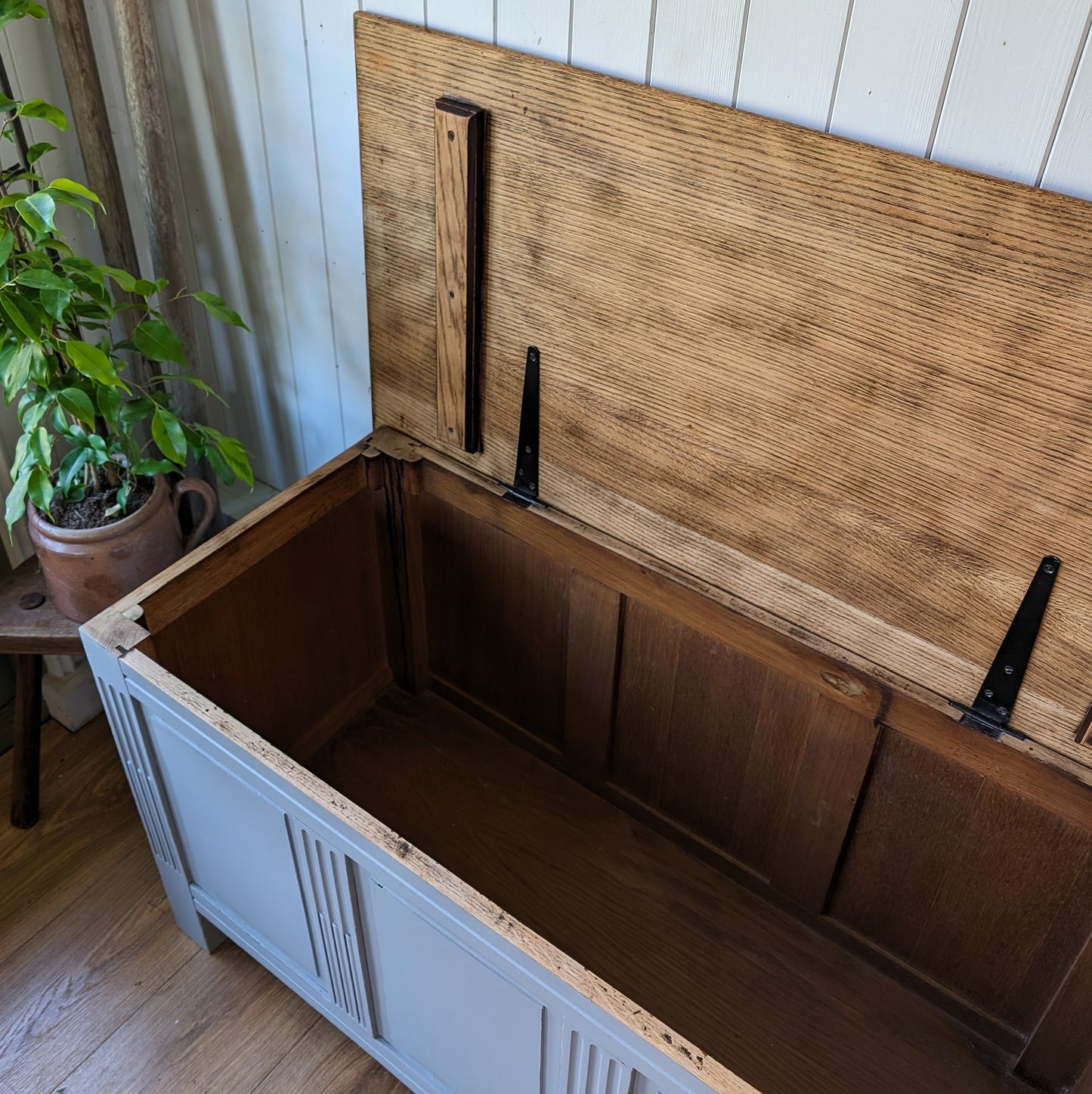 Vintage Blanket Box