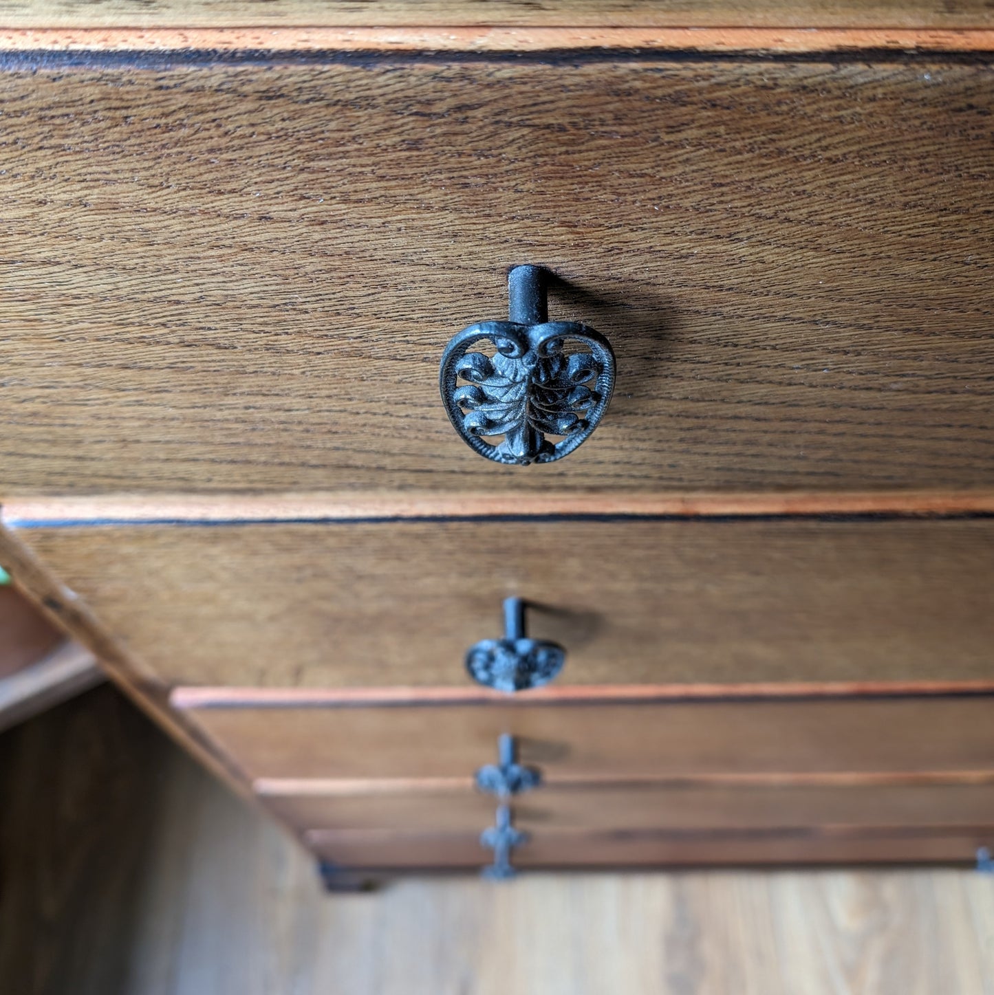 1930s Oak Chest of Drawers