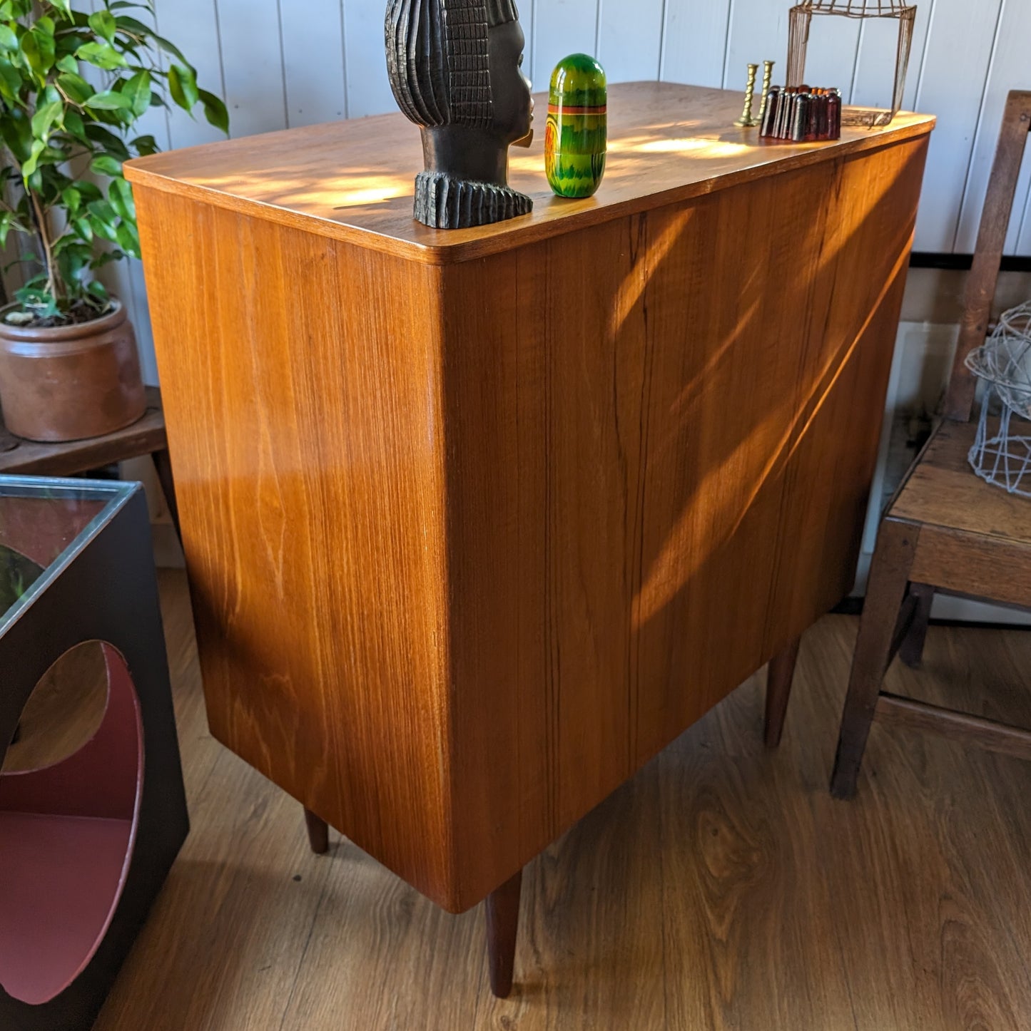 Mid Century Chest of Drawers