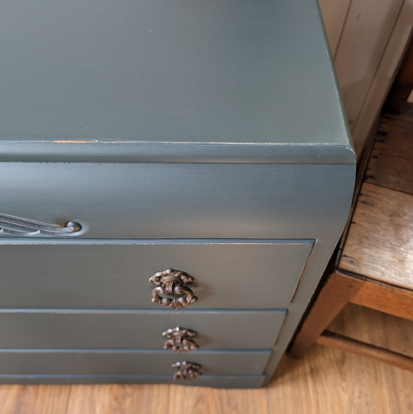 Small Painted Vintage Chest of Drawers