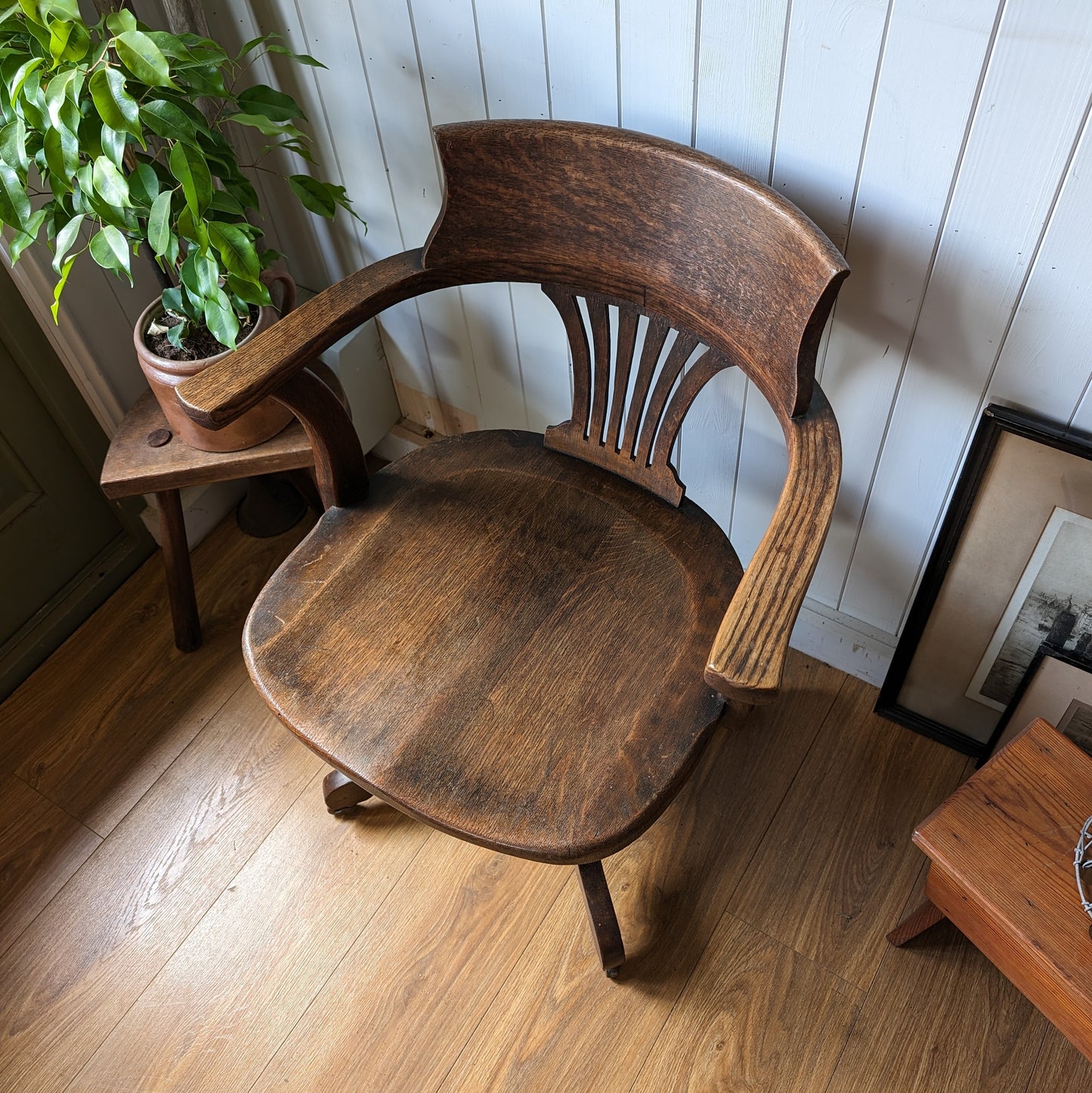 Antique Captains Chair