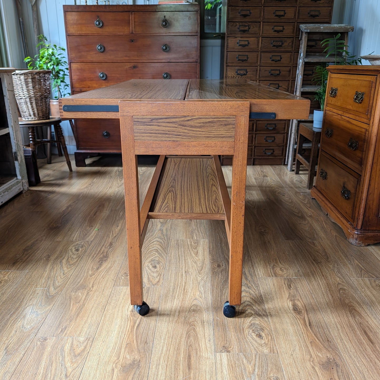 Mid Century Metamorphic Dining Table