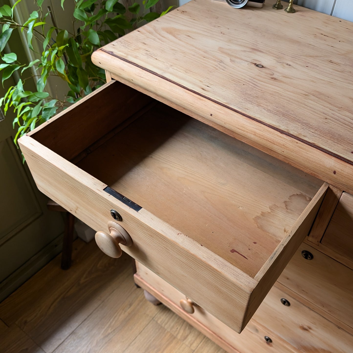 Victorian Pine Chest of Drawers