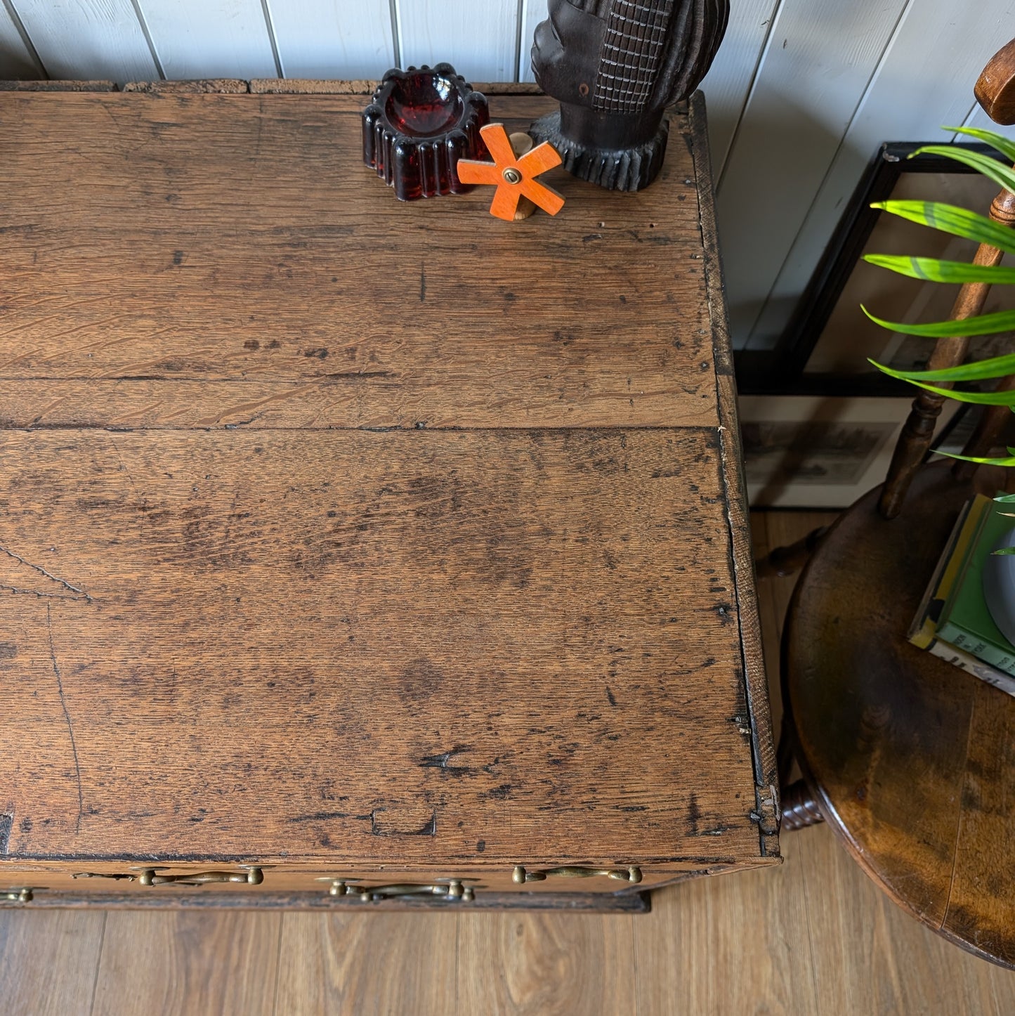 Georgian Oak Chest of Drawers