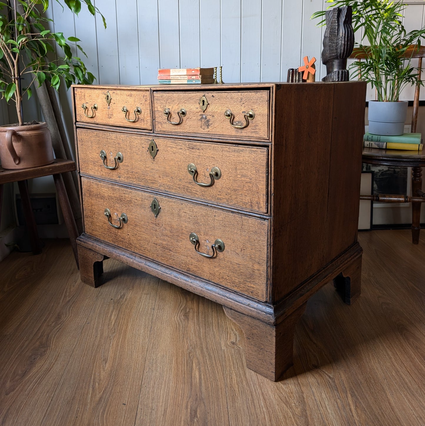 Georgian Oak Chest of Drawers