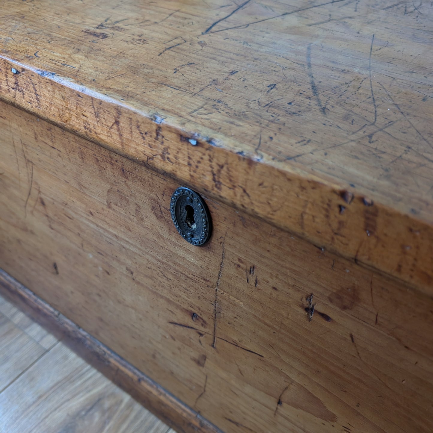 Victorian Pine Trunk