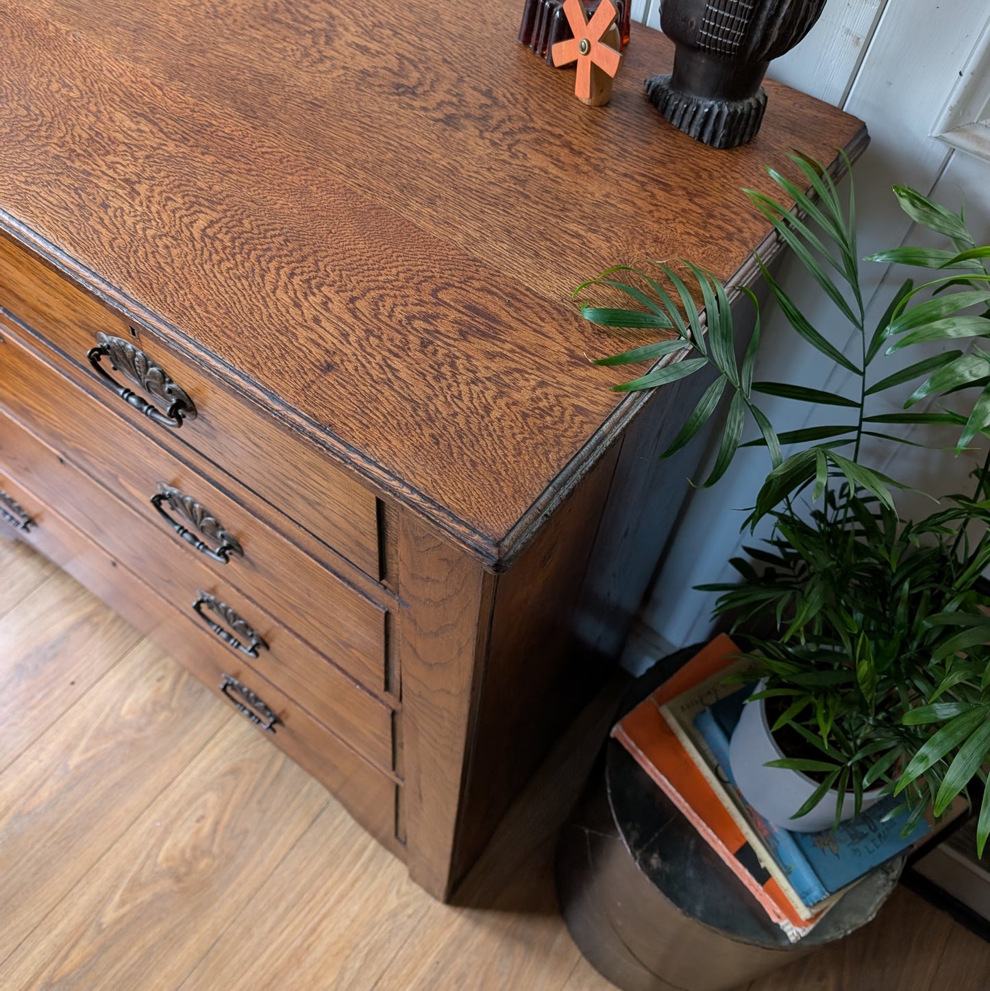 Antique Oak Chest of Drawers