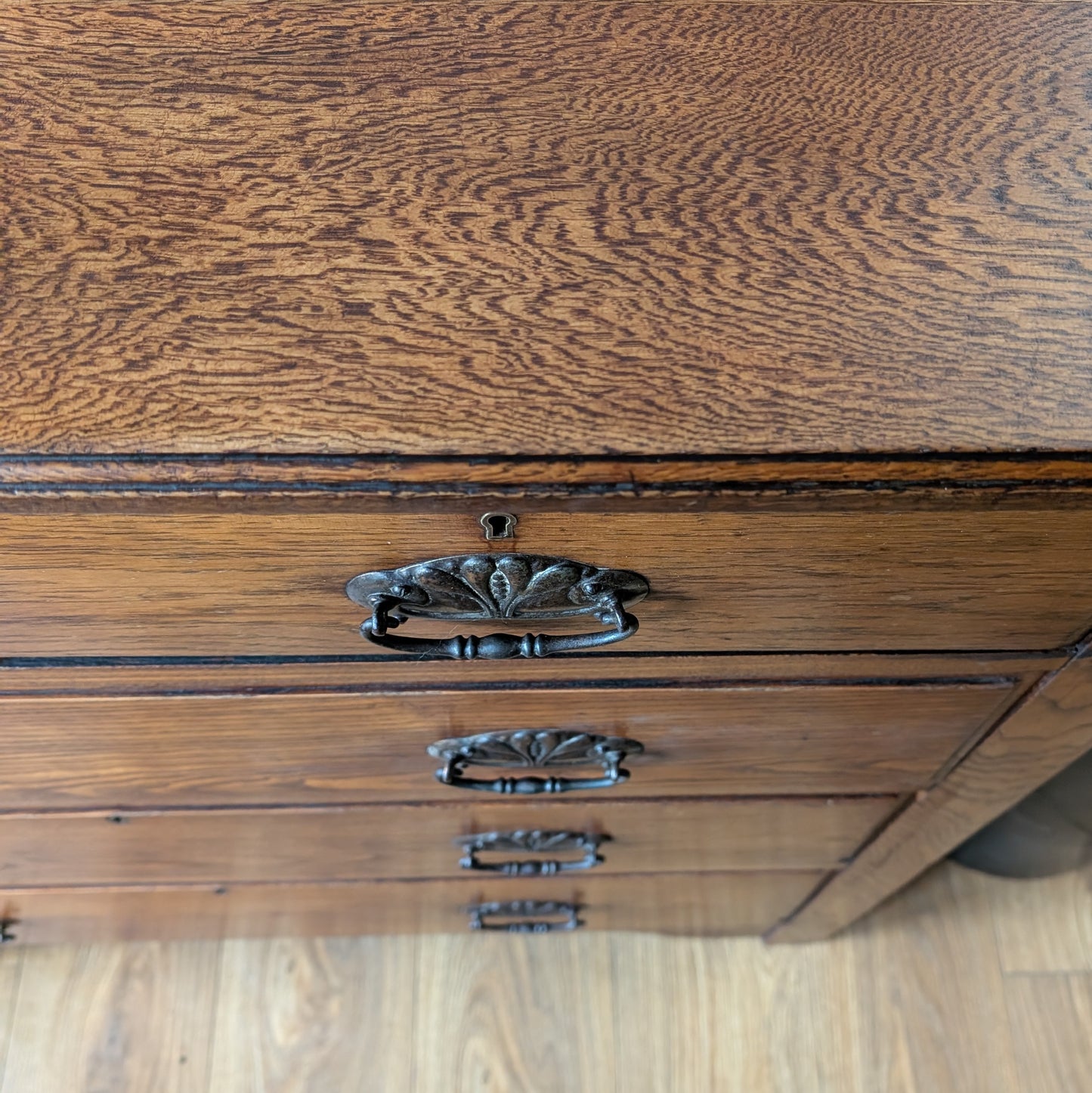 Antique Oak Chest of Drawers