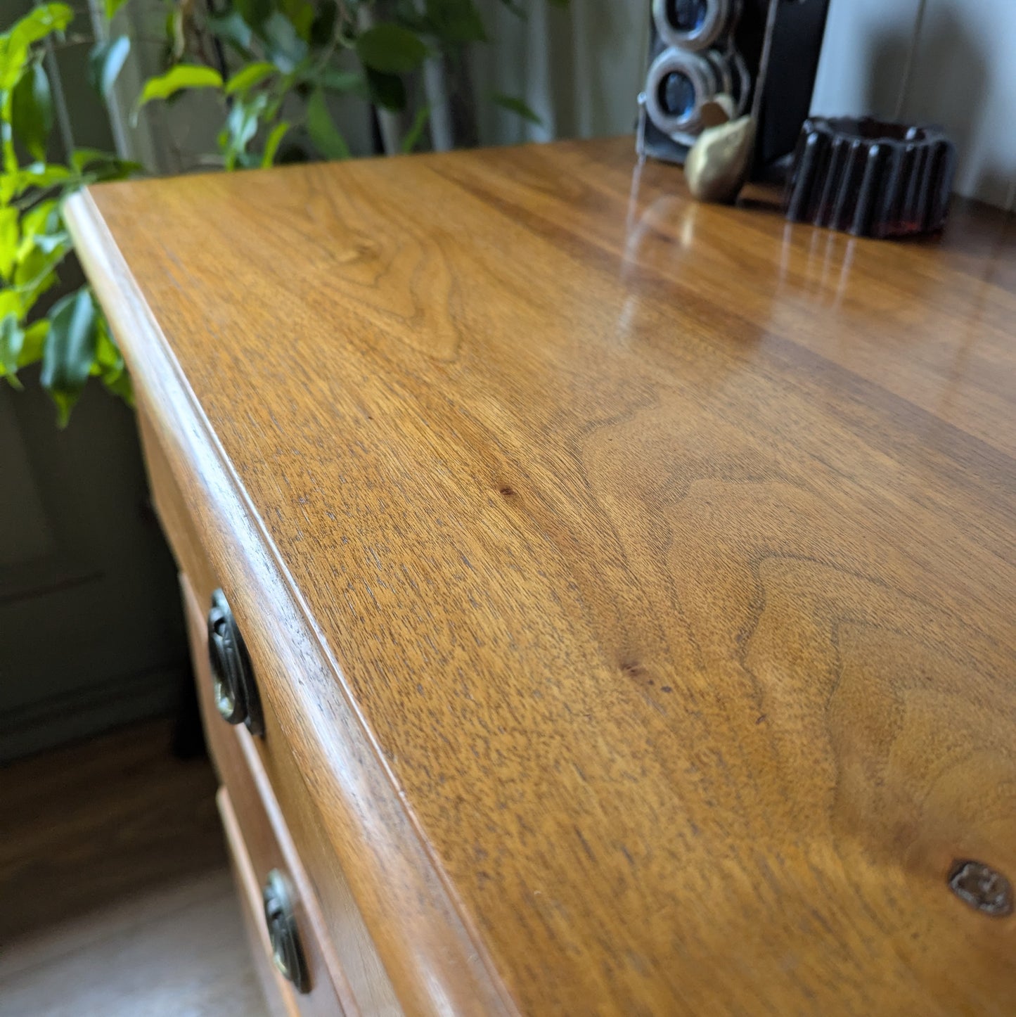 Antique Chest of Drawers