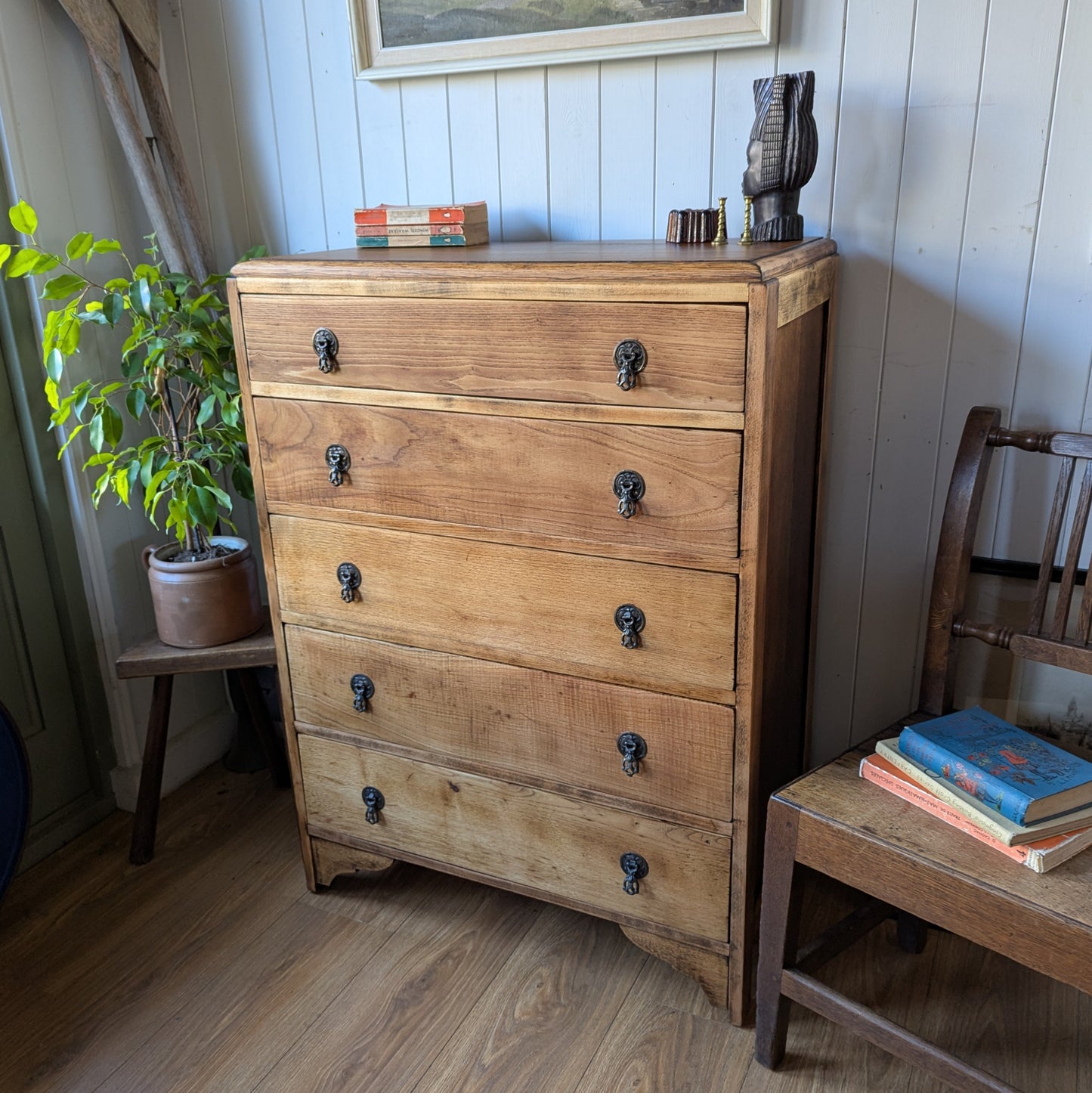 Vintage Oak Chest of Drawers