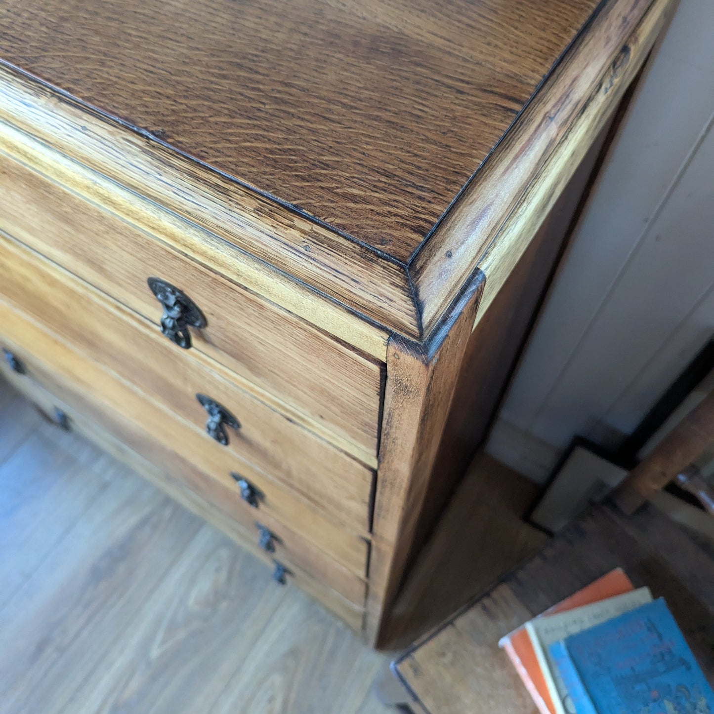 Vintage Oak Chest of Drawers