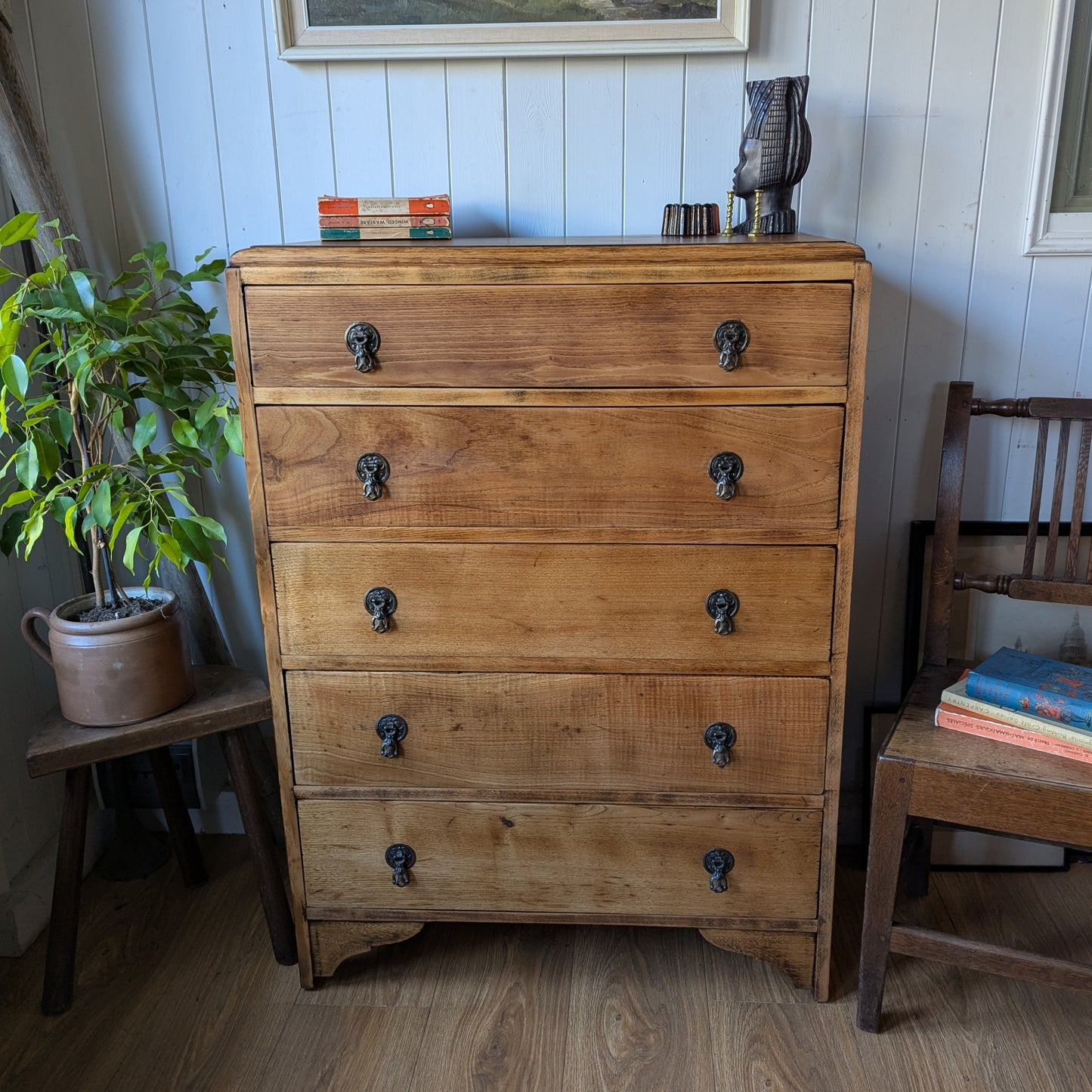 Vintage Oak Chest of Drawers