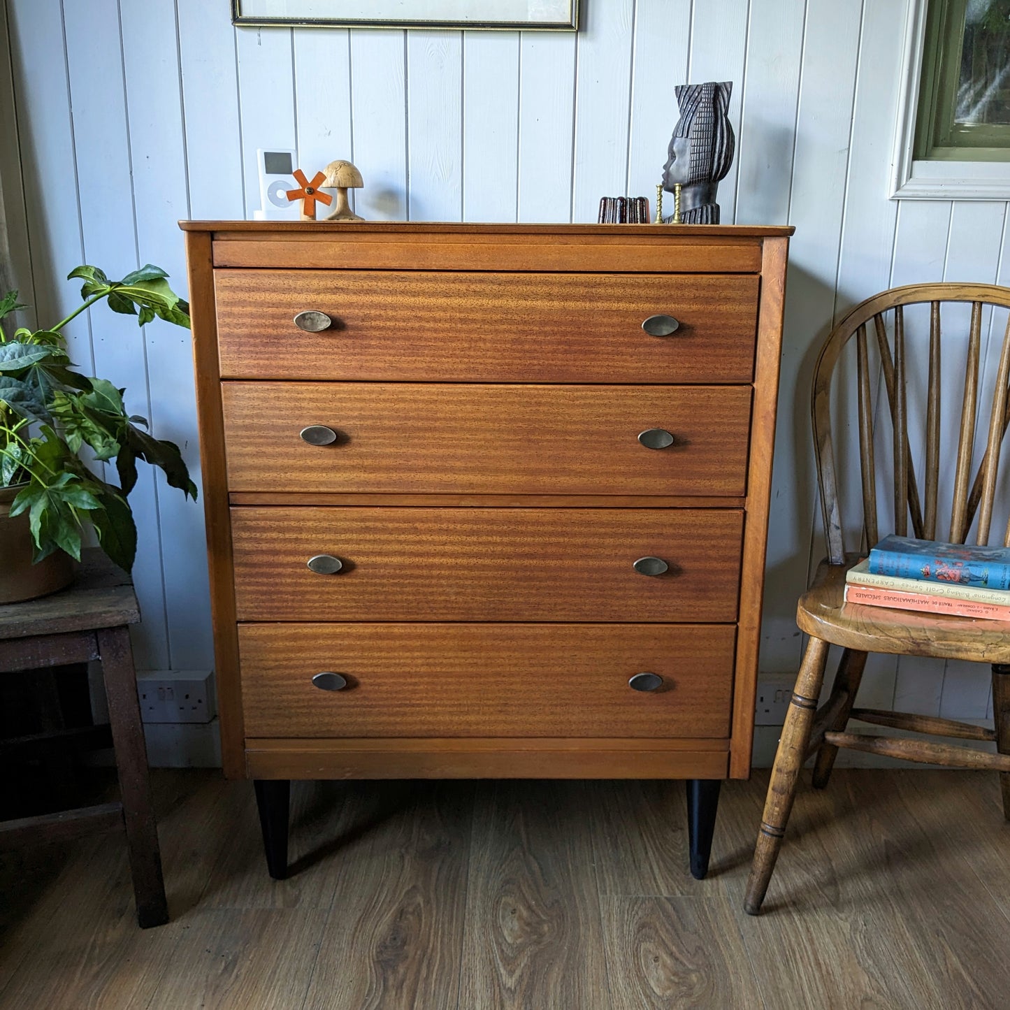 Mid Century Chest of Drawers