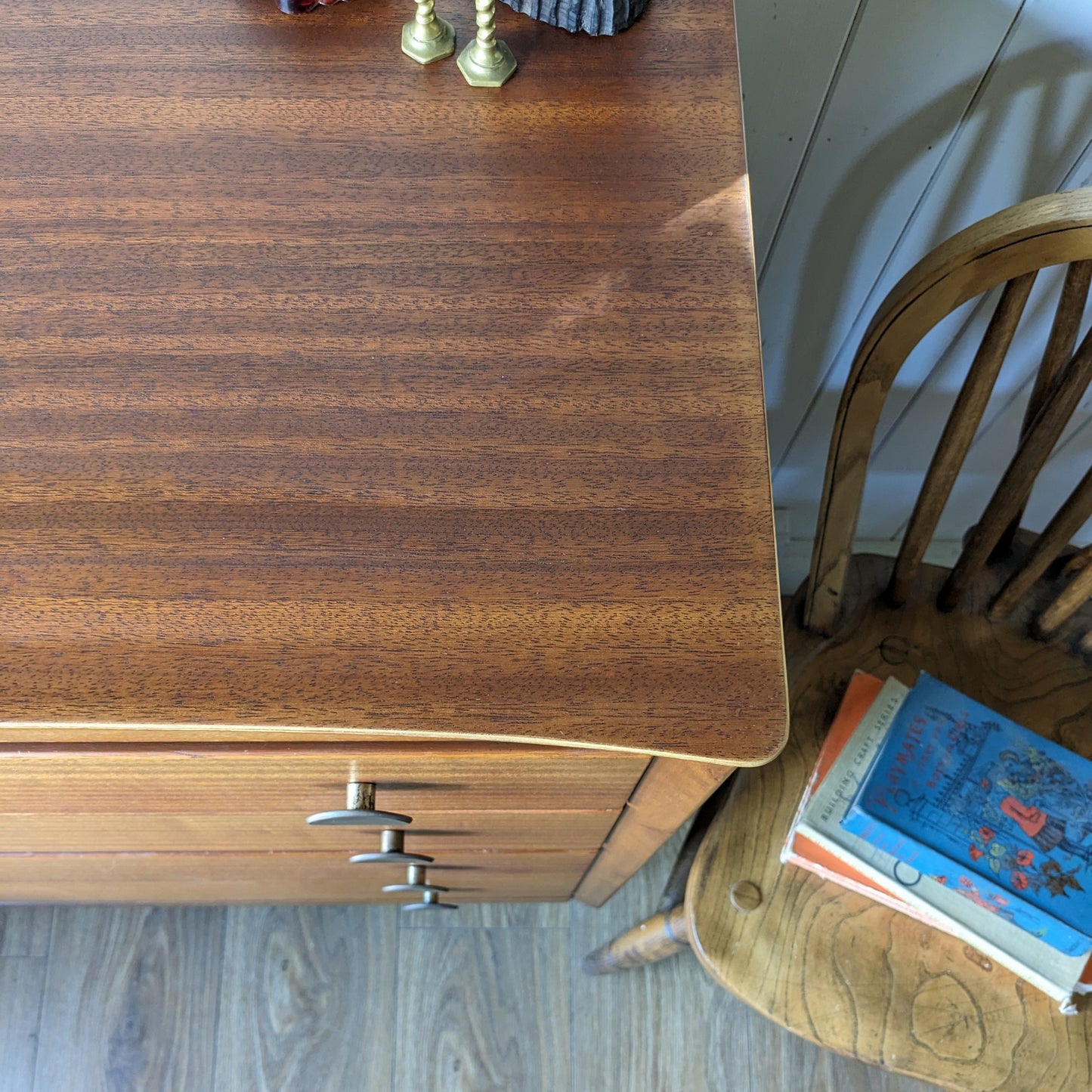 Mid Century Chest of Drawers