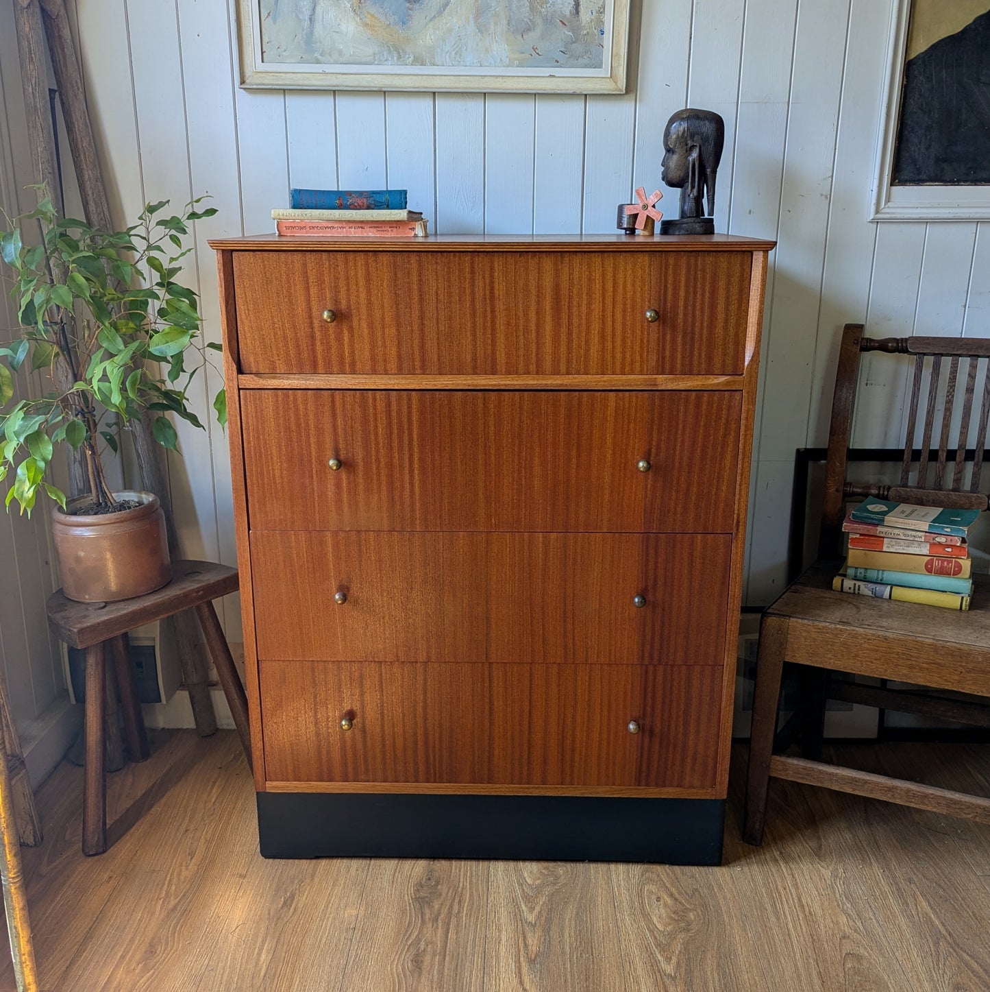 Mid Century Chest of Drawers