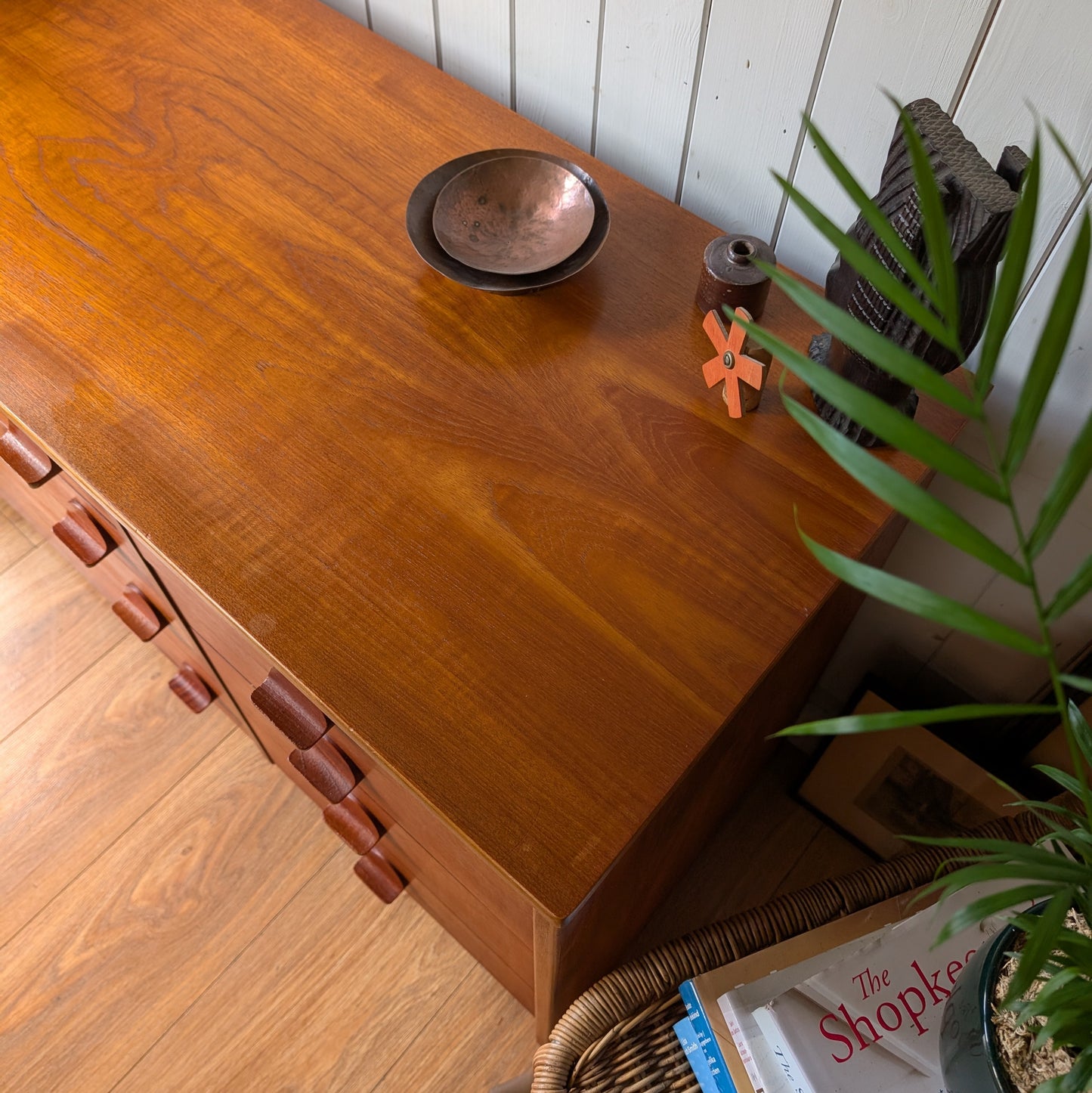 Vintage Mid Century Draw Unit