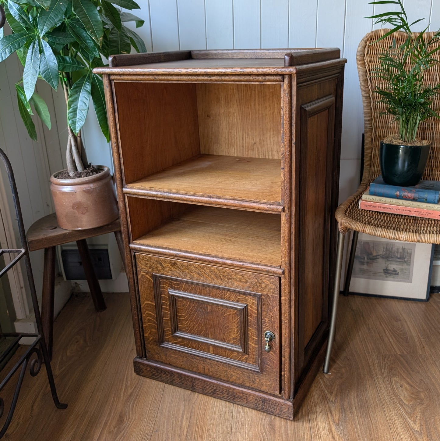 Small Antique Oak Cupboard