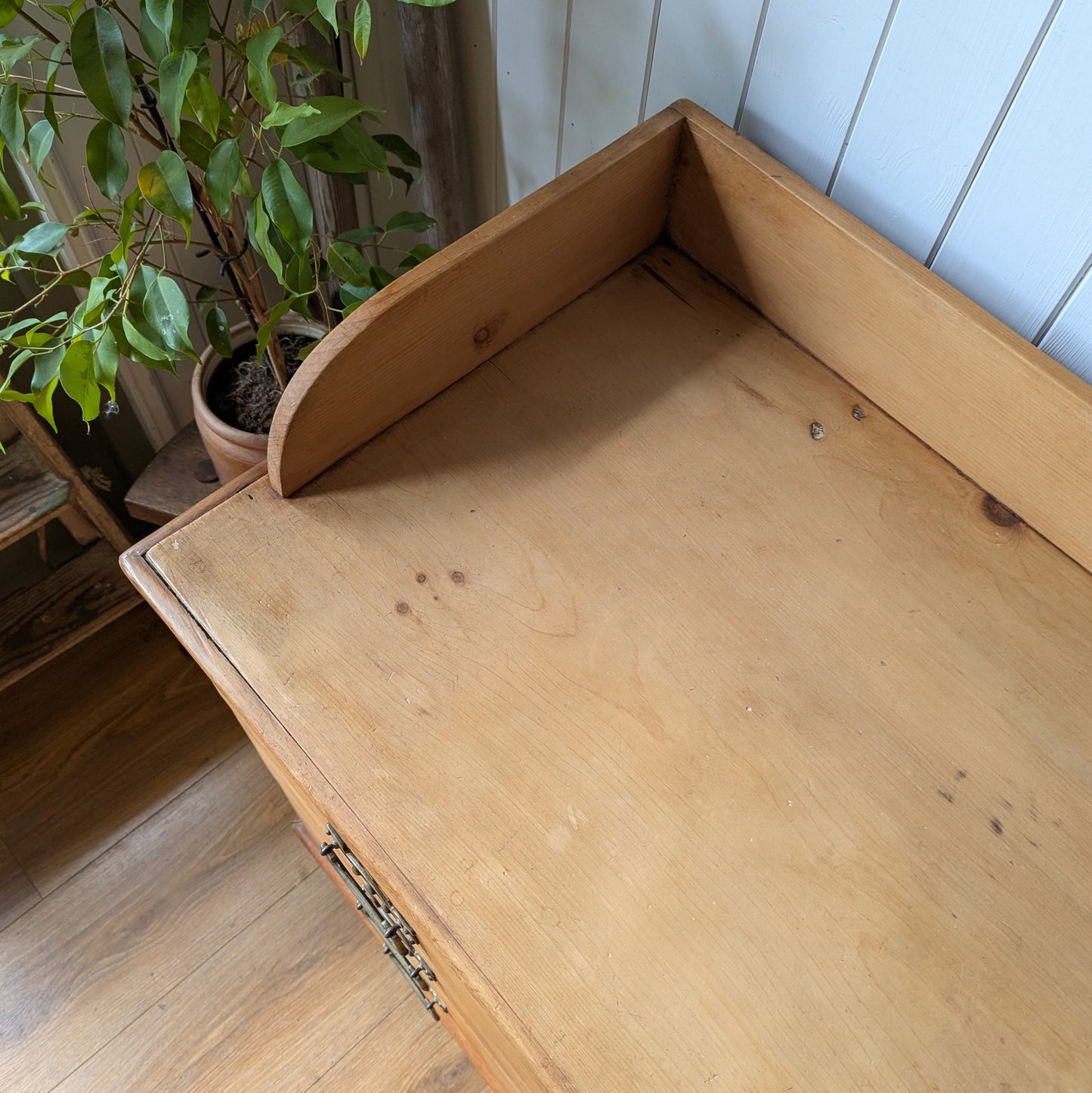 Rustic Victorian Pine Chest of Drawers