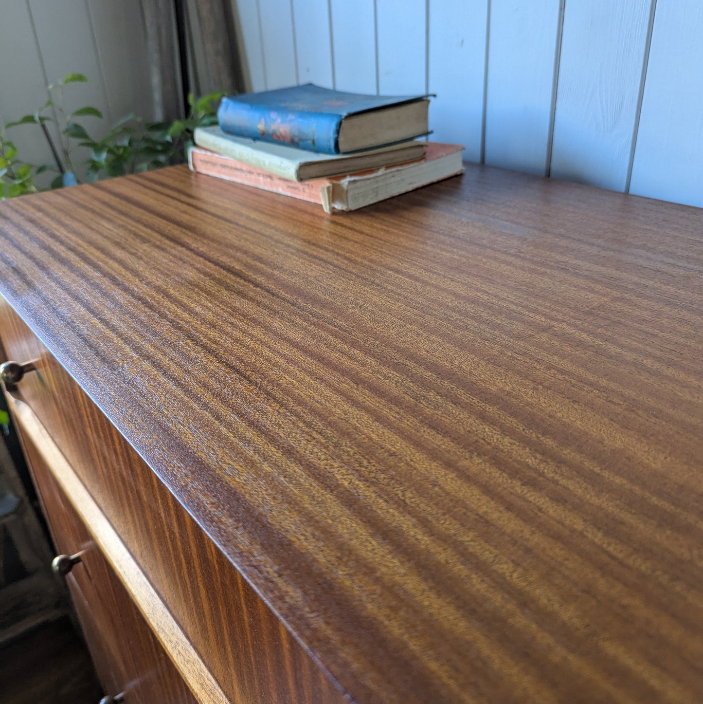 Mid Century Chest of Drawers