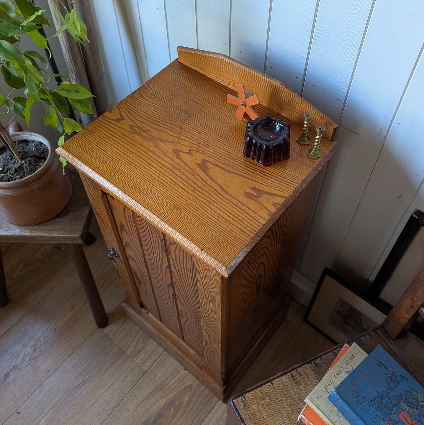Victorian Pine Pot Cupboard