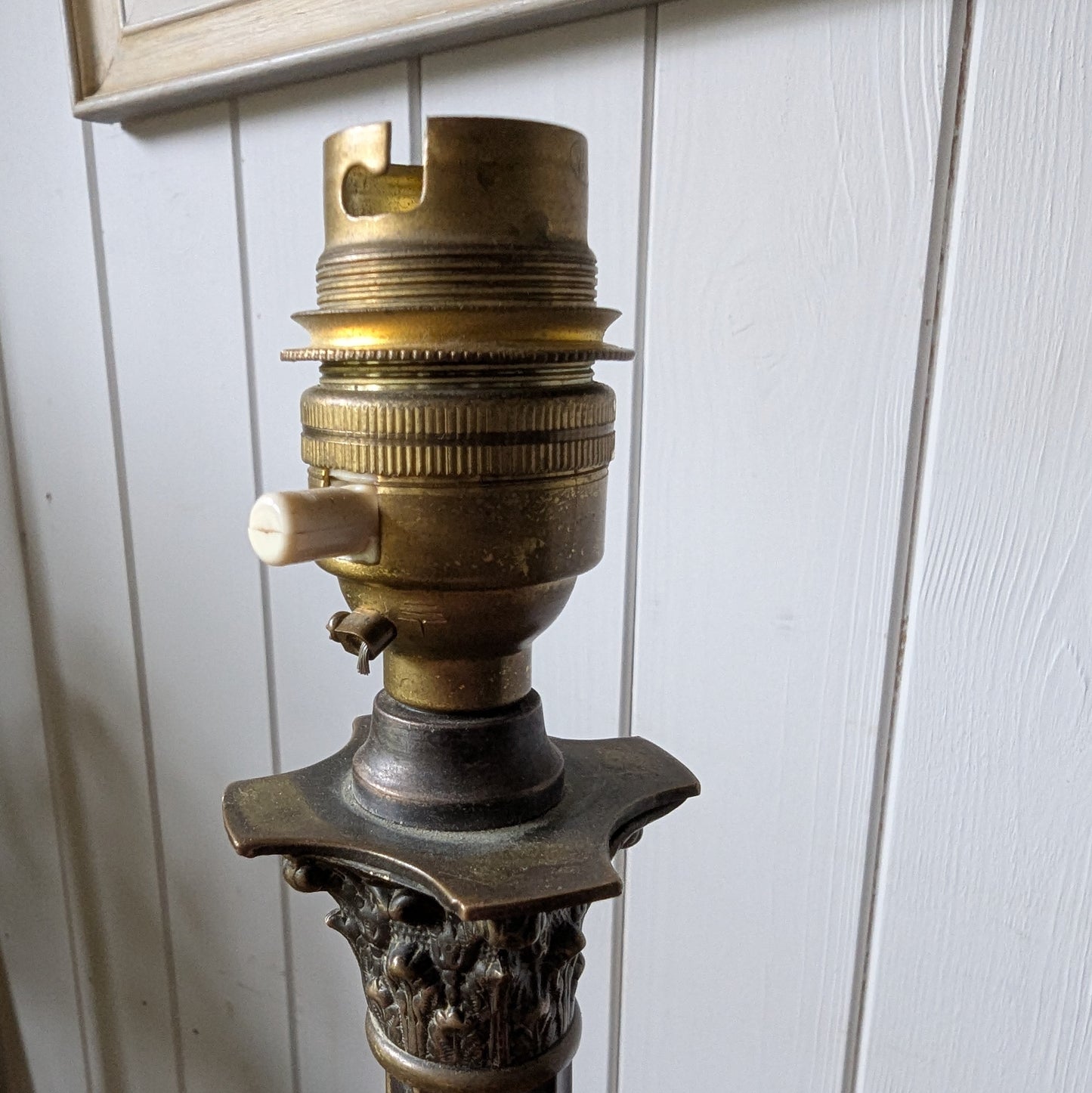 Antique Brass Corinthian Column Table Lamp
