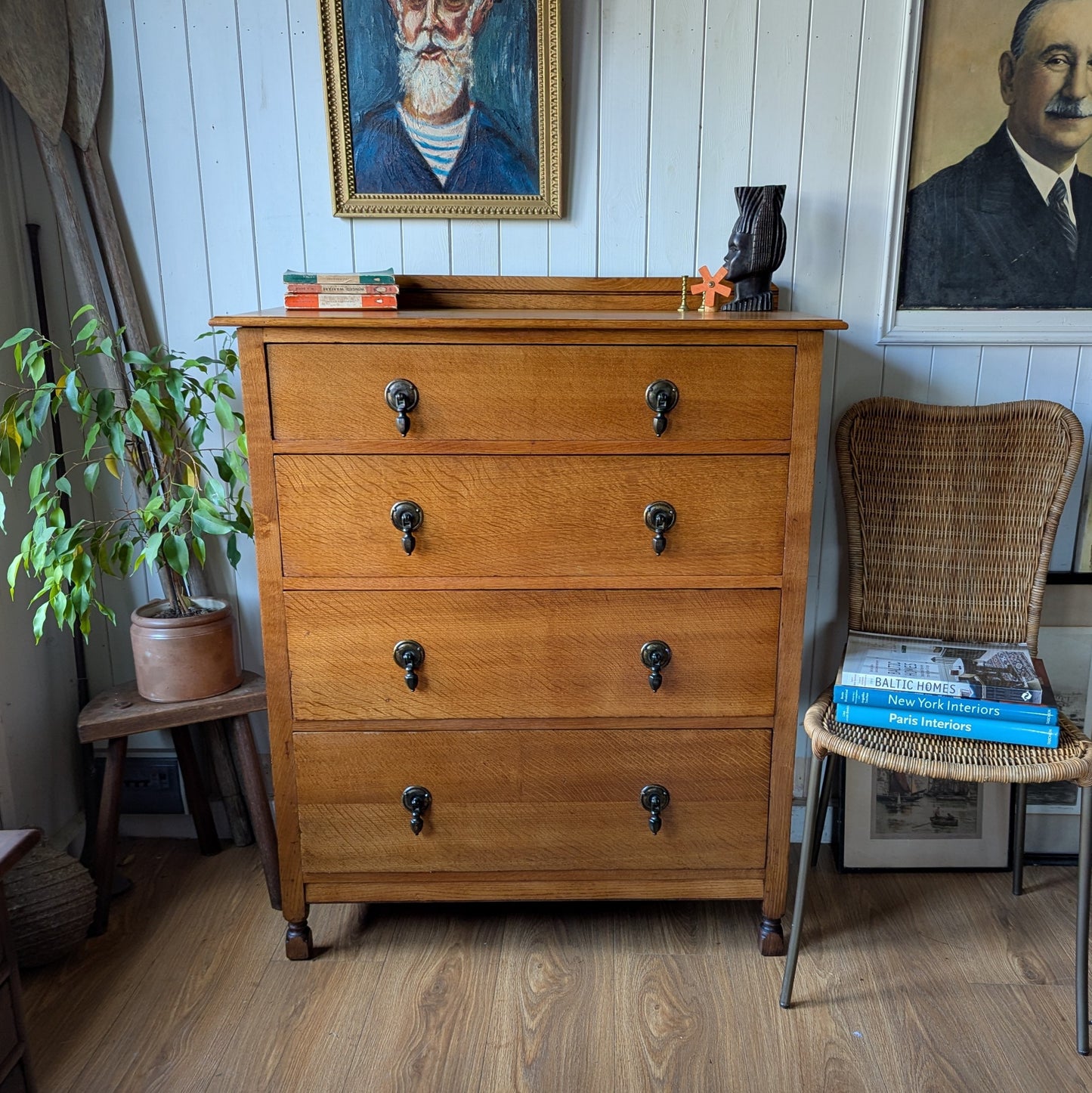 Antique Oak Chest of Drawers