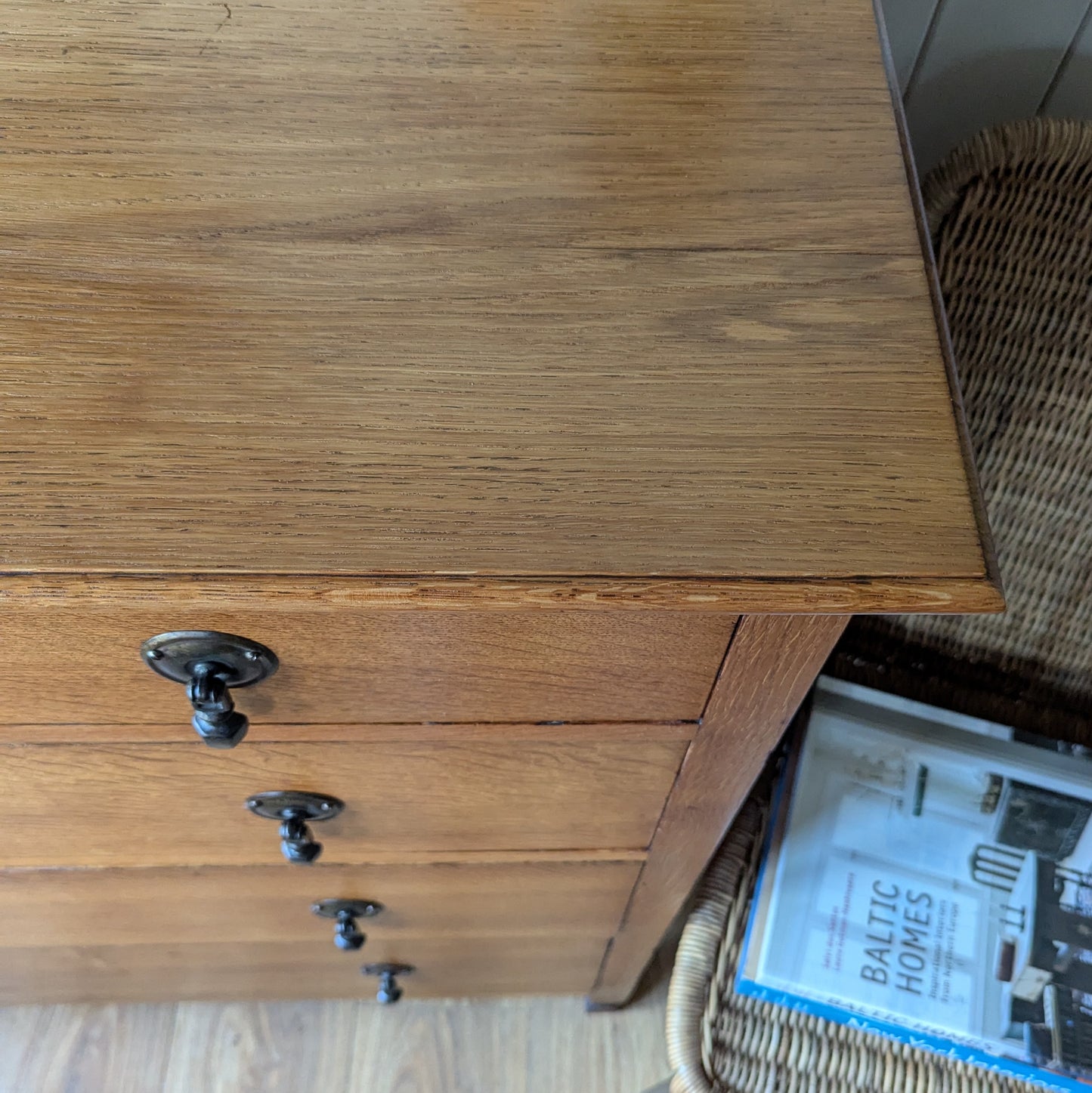 Antique Oak Chest of Drawers