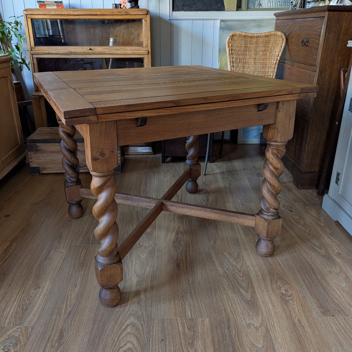 Antique Oak Draw Leaf Table