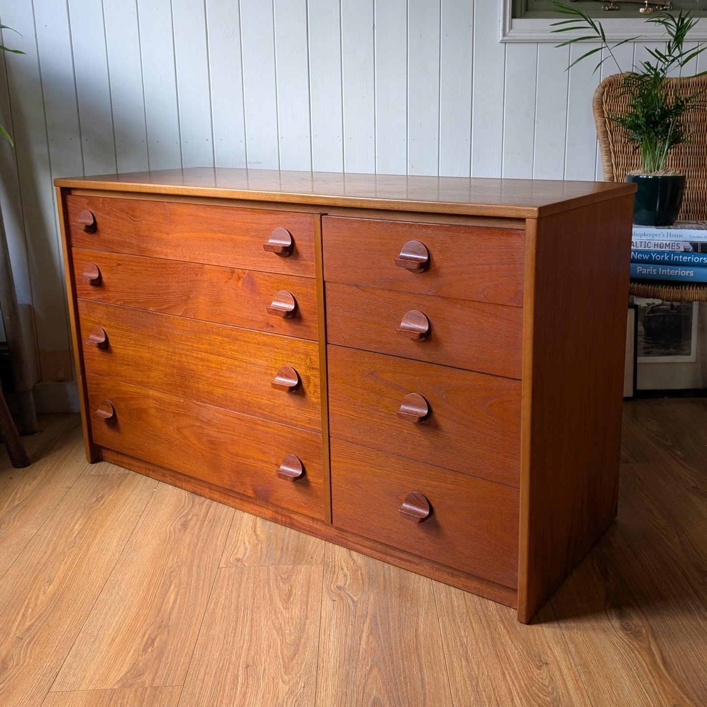 Vintage Mid Century Draw Unit