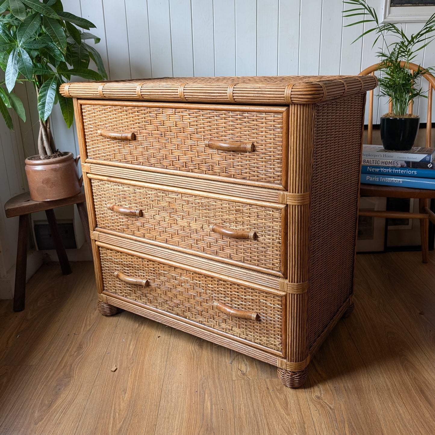 Vintage Wicker Chest of drawers