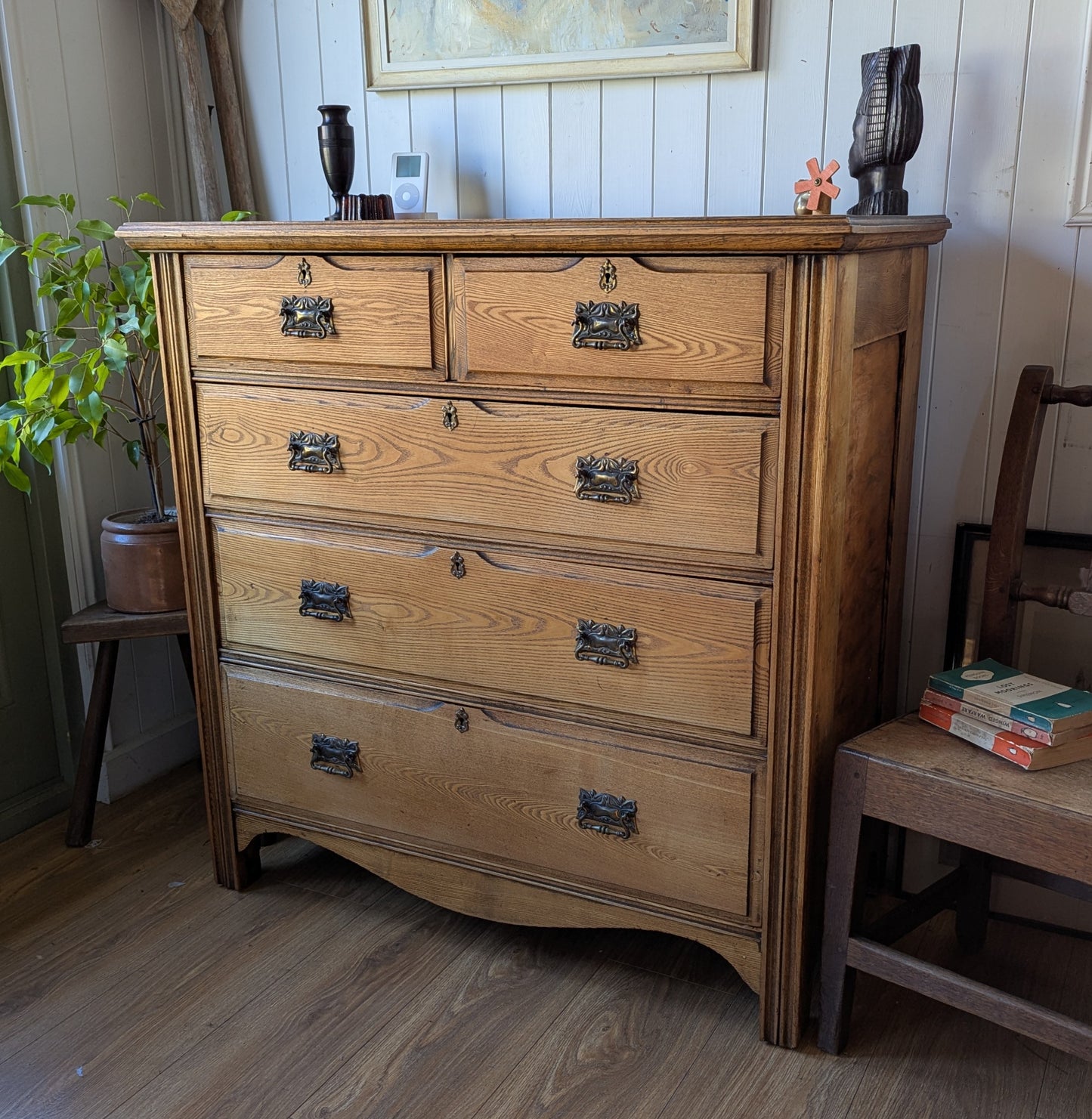 Antique Chest of Drawers