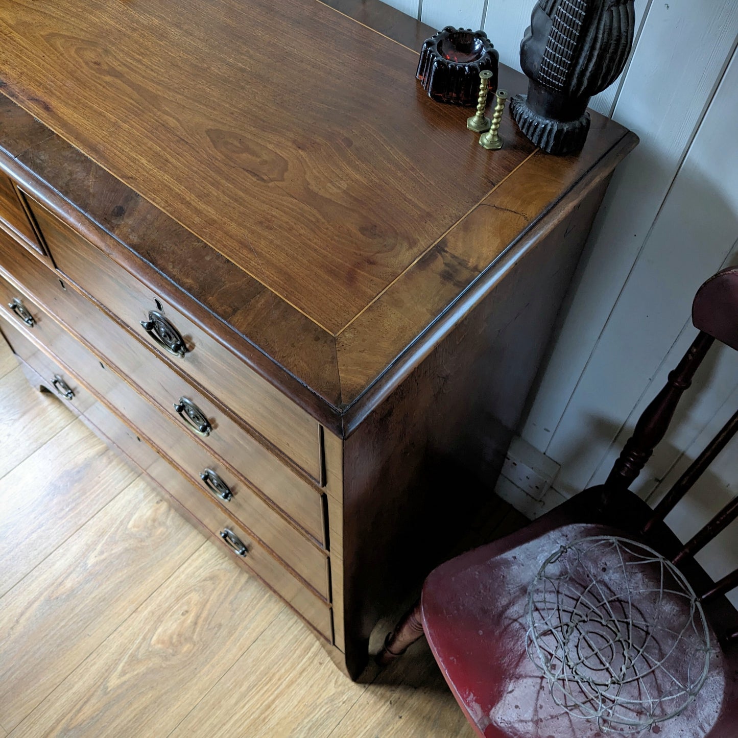 Georgian Chest of Drawers