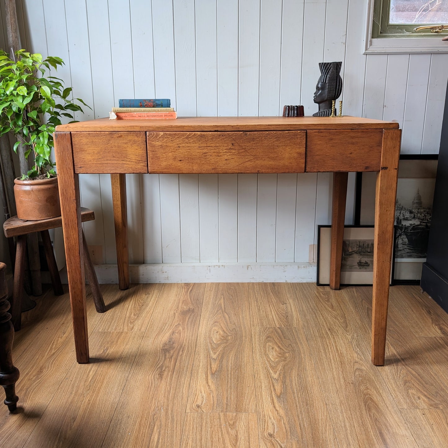 Vintage Air Ministry Desk