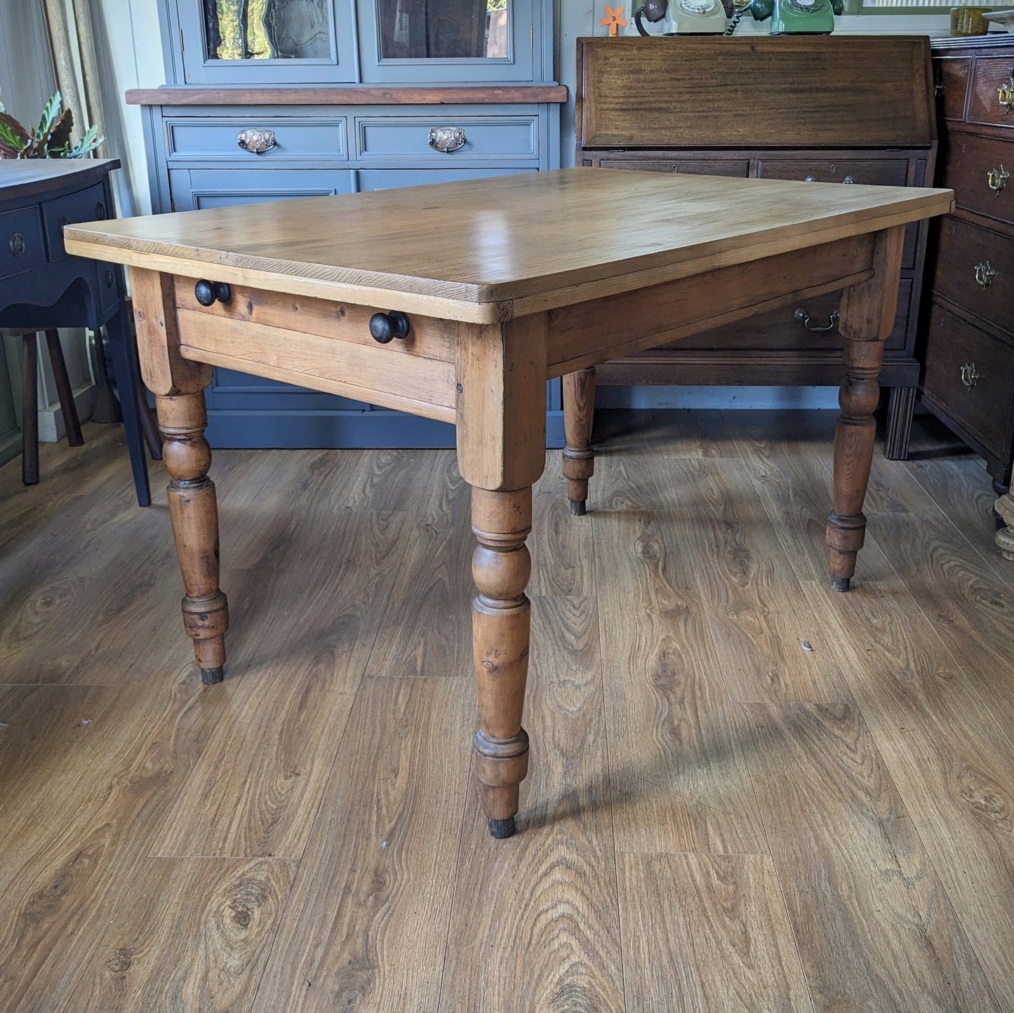 Victorian Pine Farmhouse Kitchen Table