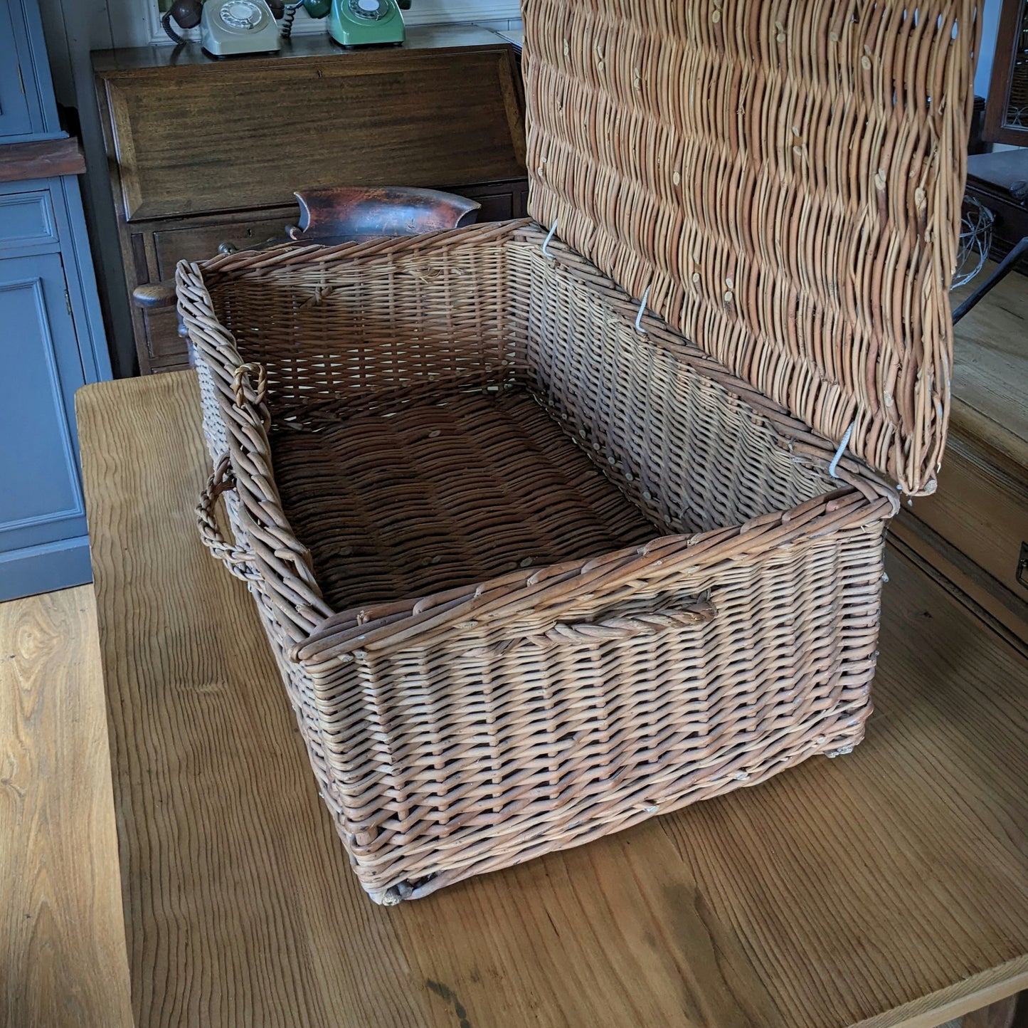 Antique Wicker Basket with Lid