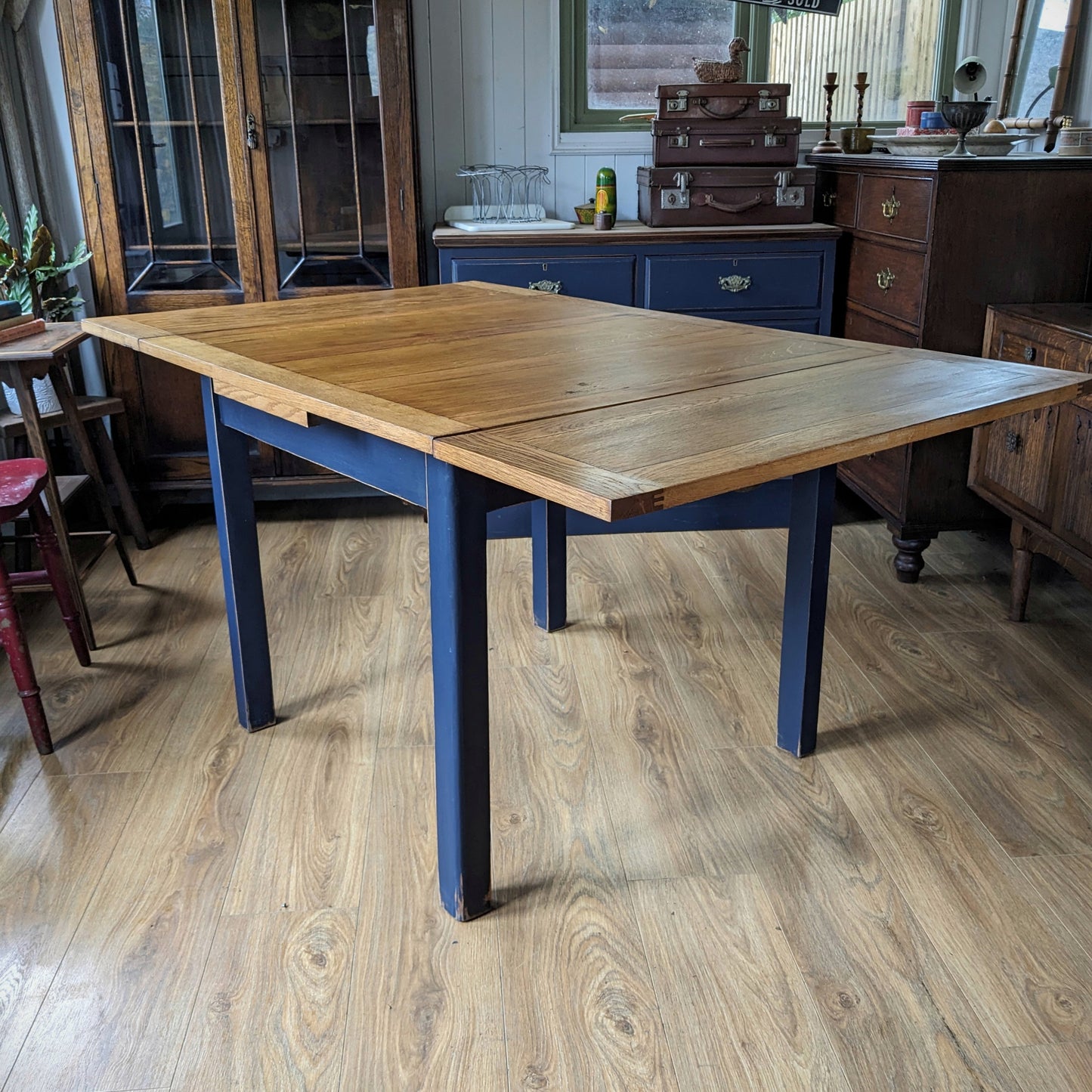 Vintage Draw Leaf Table
